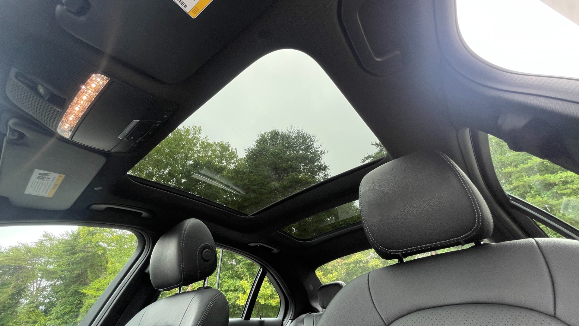 Used 2019 Mercedes-Benz C-Class C 300 / BURMESTER SOUND / PANORAMIC ROOF / WIRELESS CHARING for sale $33,995 at Formula Imports in Charlotte NC 28227 30