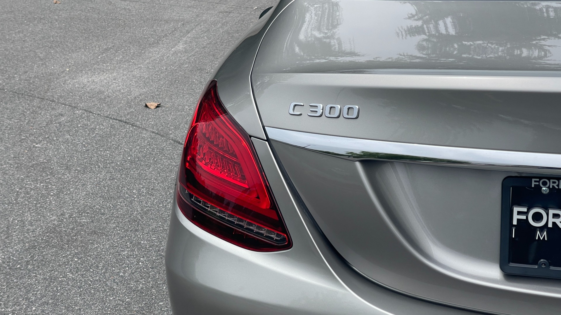 Used 2019 Mercedes-Benz C-Class C 300 / BURMESTER SOUND / PANORAMIC ROOF / WIRELESS CHARING for sale $33,995 at Formula Imports in Charlotte NC 28227 36