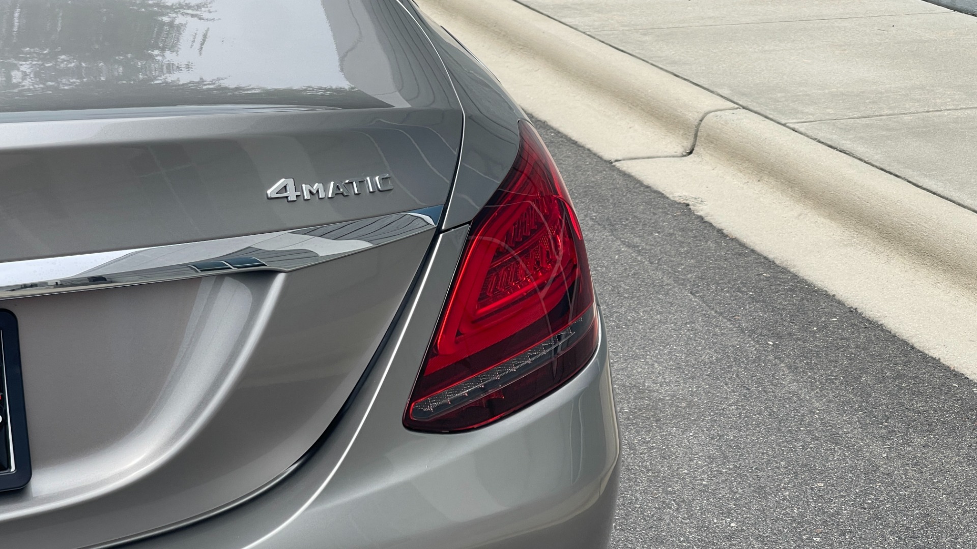 Used 2019 Mercedes-Benz C-Class C 300 / BURMESTER SOUND / PANORAMIC ROOF / WIRELESS CHARING for sale $33,995 at Formula Imports in Charlotte NC 28227 37