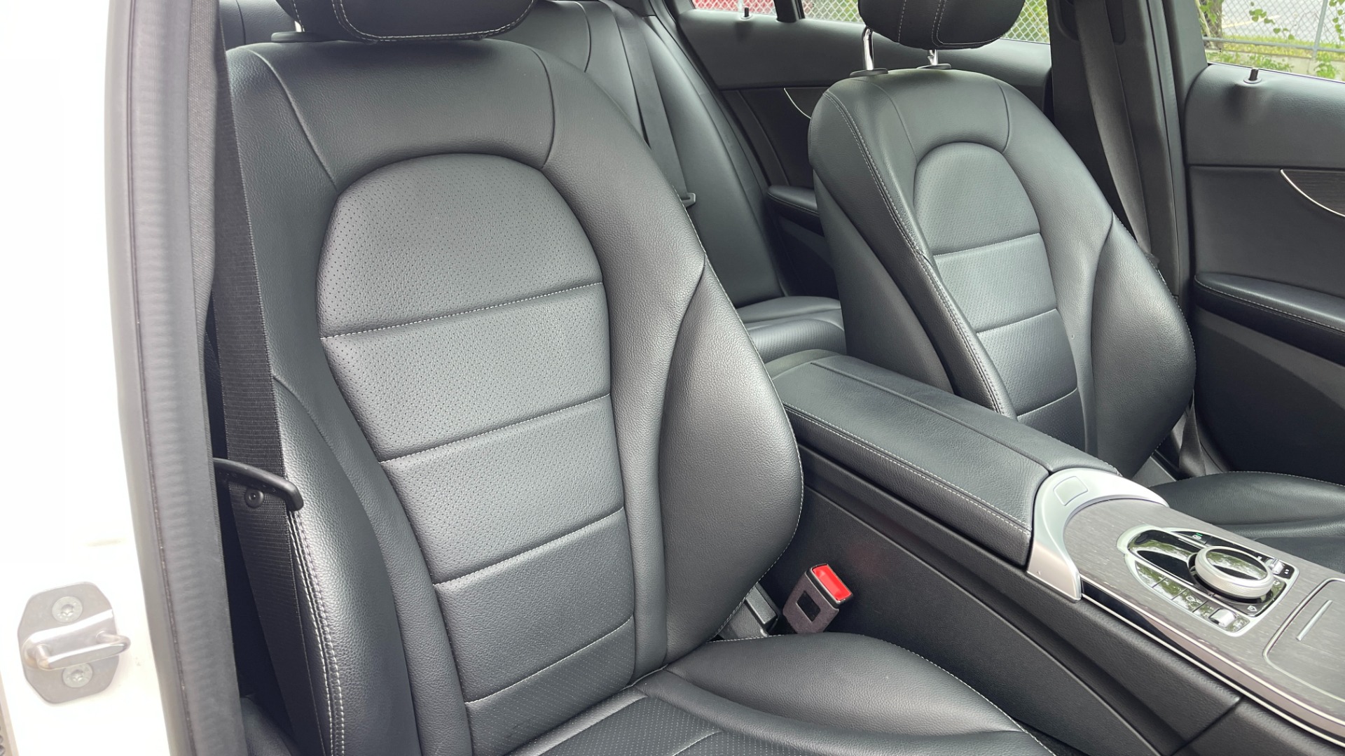 Used 2019 Mercedes-Benz C-Class C300 / PANORAMIC ROOF / BURMESTER / BLIND SPOT / HEATED STEERING AND SEATS for sale Sold at Formula Imports in Charlotte NC 28227 11