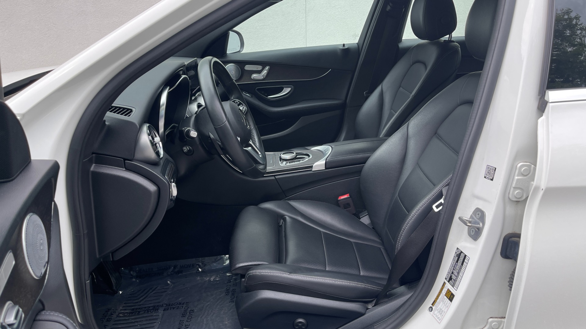 Used 2019 Mercedes-Benz C-Class C300 / PANORAMIC ROOF / BURMESTER / BLIND SPOT / HEATED STEERING AND SEATS for sale Sold at Formula Imports in Charlotte NC 28227 17