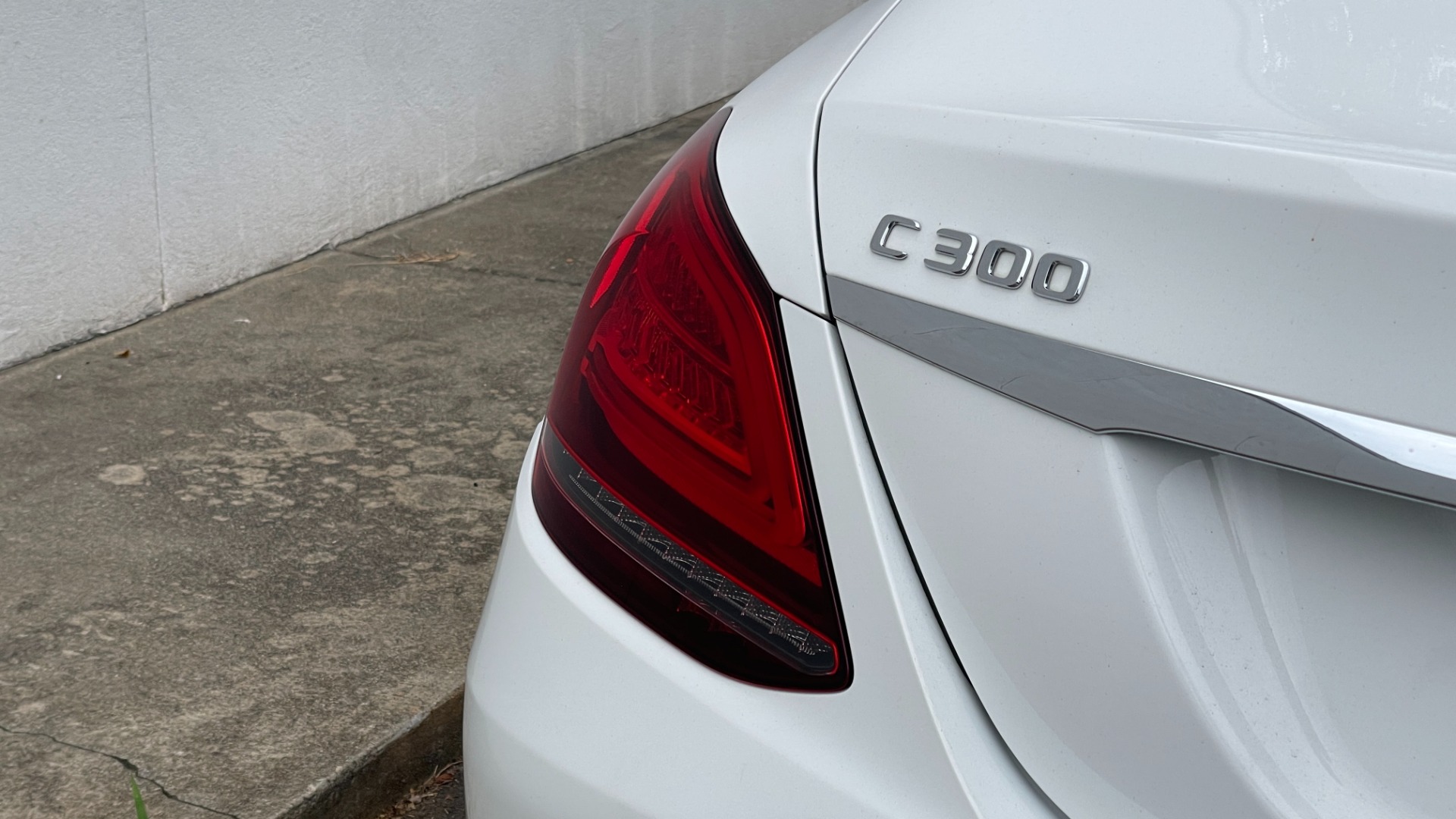 Used 2019 Mercedes-Benz C-Class C300 / PANORAMIC ROOF / BURMESTER / BLIND SPOT / HEATED STEERING AND SEATS for sale Sold at Formula Imports in Charlotte NC 28227 29