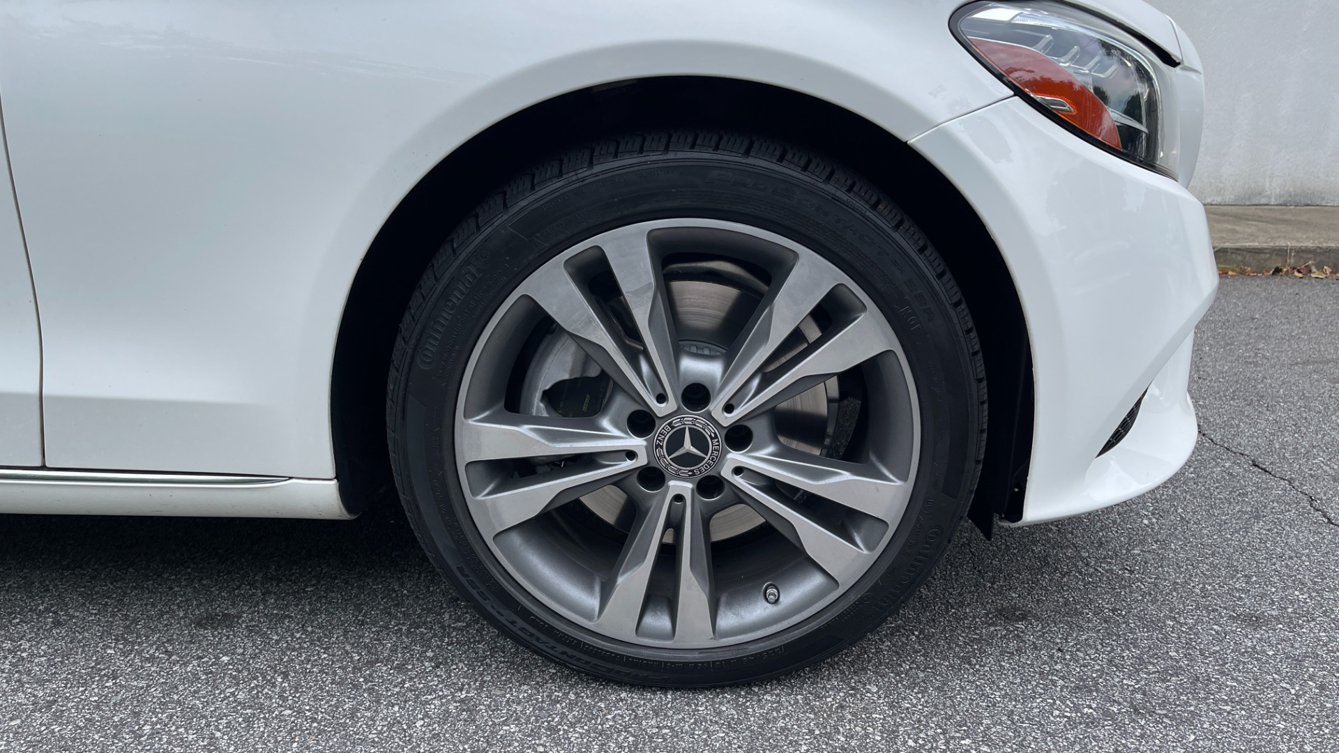 Used 2019 Mercedes-Benz C-Class C300 / PANORAMIC ROOF / BURMESTER / BLIND SPOT / HEATED STEERING AND SEATS for sale Sold at Formula Imports in Charlotte NC 28227 47