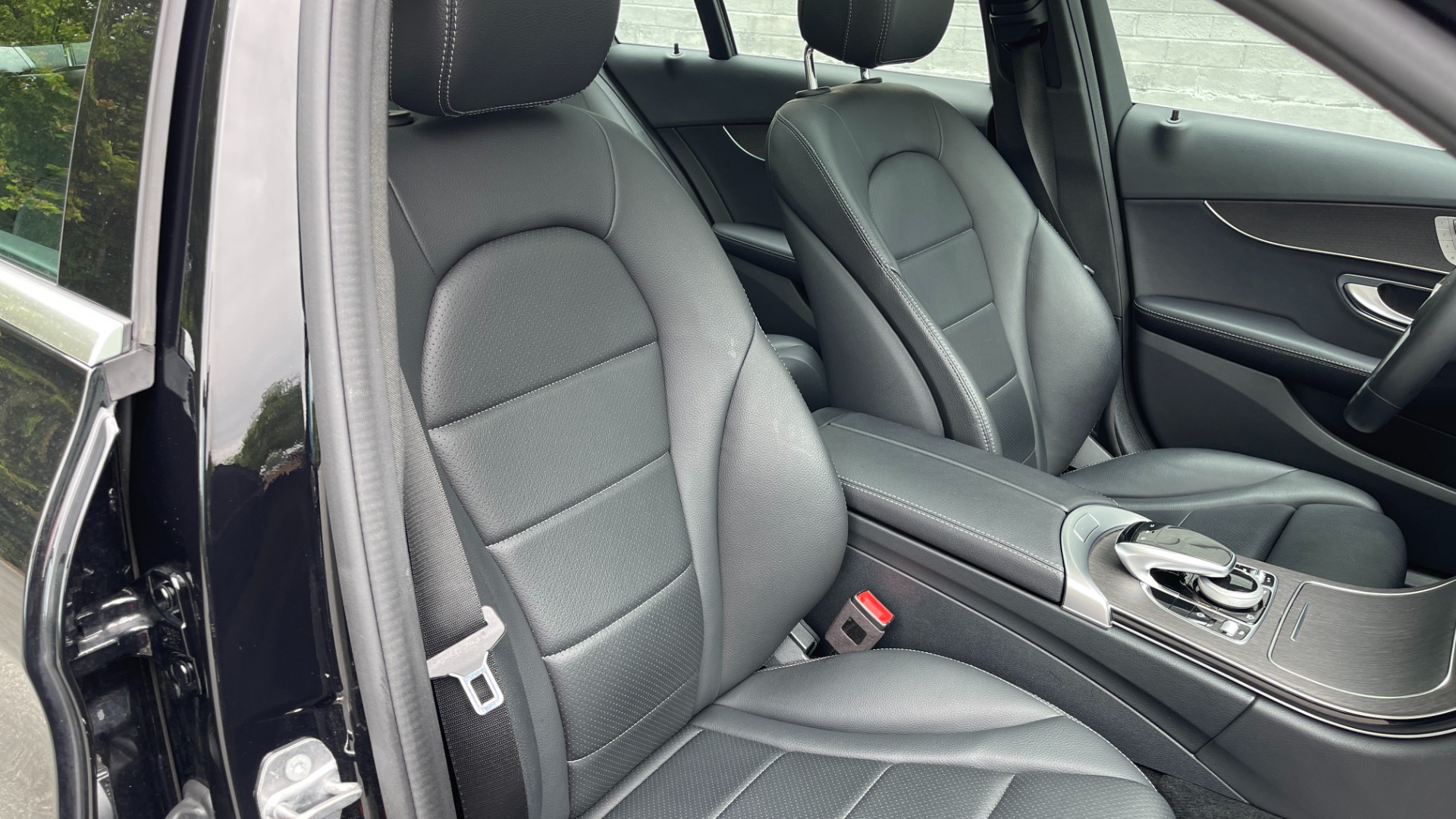 Used 2019 Mercedes-Benz C-Class C 300 / 4MATIC / BURMESTER SOUND / PANORAMIC ROOF / PREMIUM / MULTIMEDIA for sale $33,495 at Formula Imports in Charlotte NC 28227 10