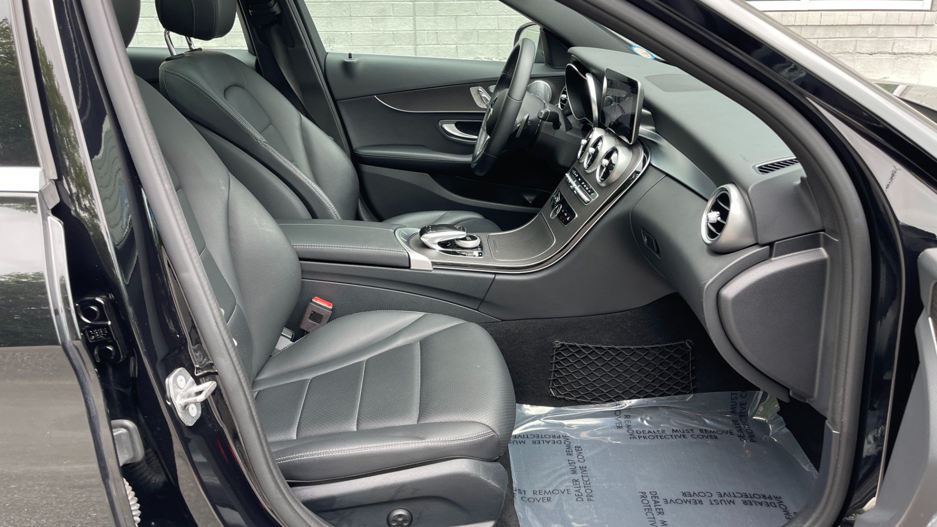 Used 2019 Mercedes-Benz C-Class C 300 / 4MATIC / BURMESTER SOUND / PANORAMIC ROOF / PREMIUM / MULTIMEDIA for sale $33,495 at Formula Imports in Charlotte NC 28227 11