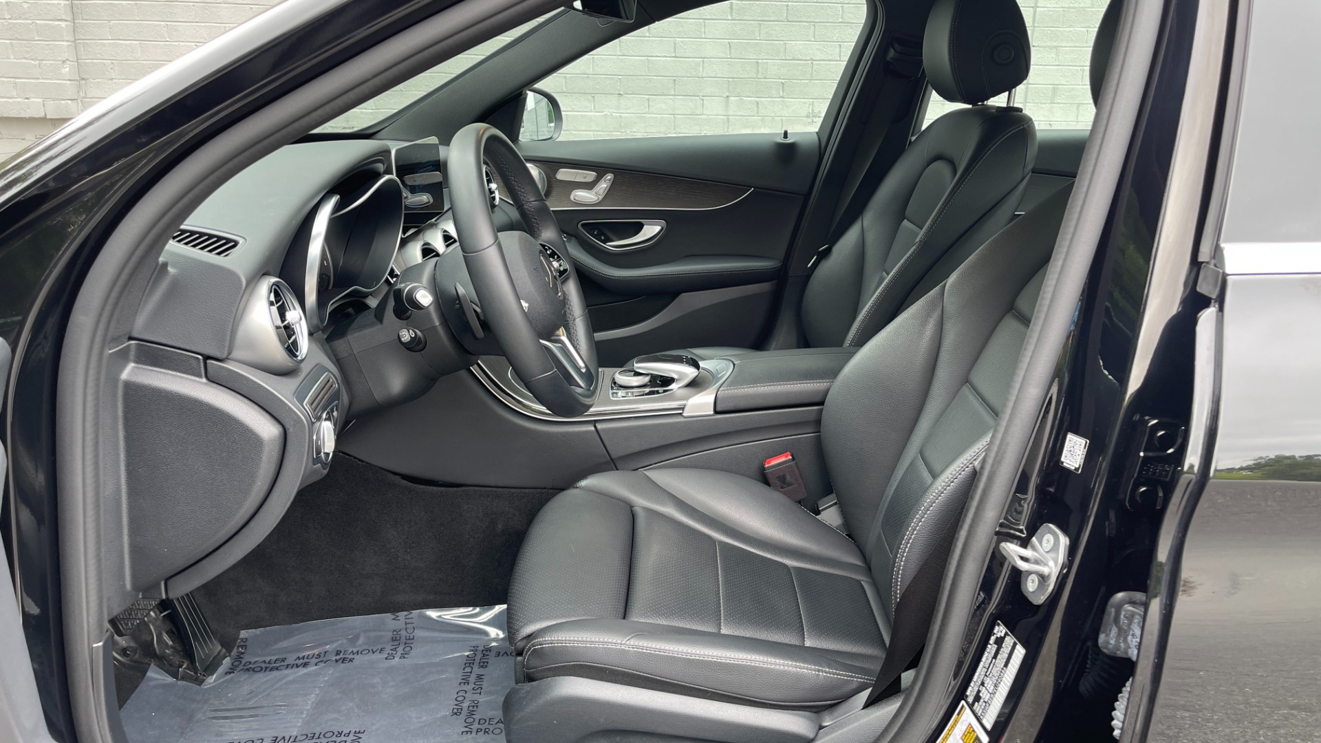 Used 2019 Mercedes-Benz C-Class C 300 / 4MATIC / BURMESTER SOUND / PANORAMIC ROOF / PREMIUM / MULTIMEDIA for sale $33,495 at Formula Imports in Charlotte NC 28227 13