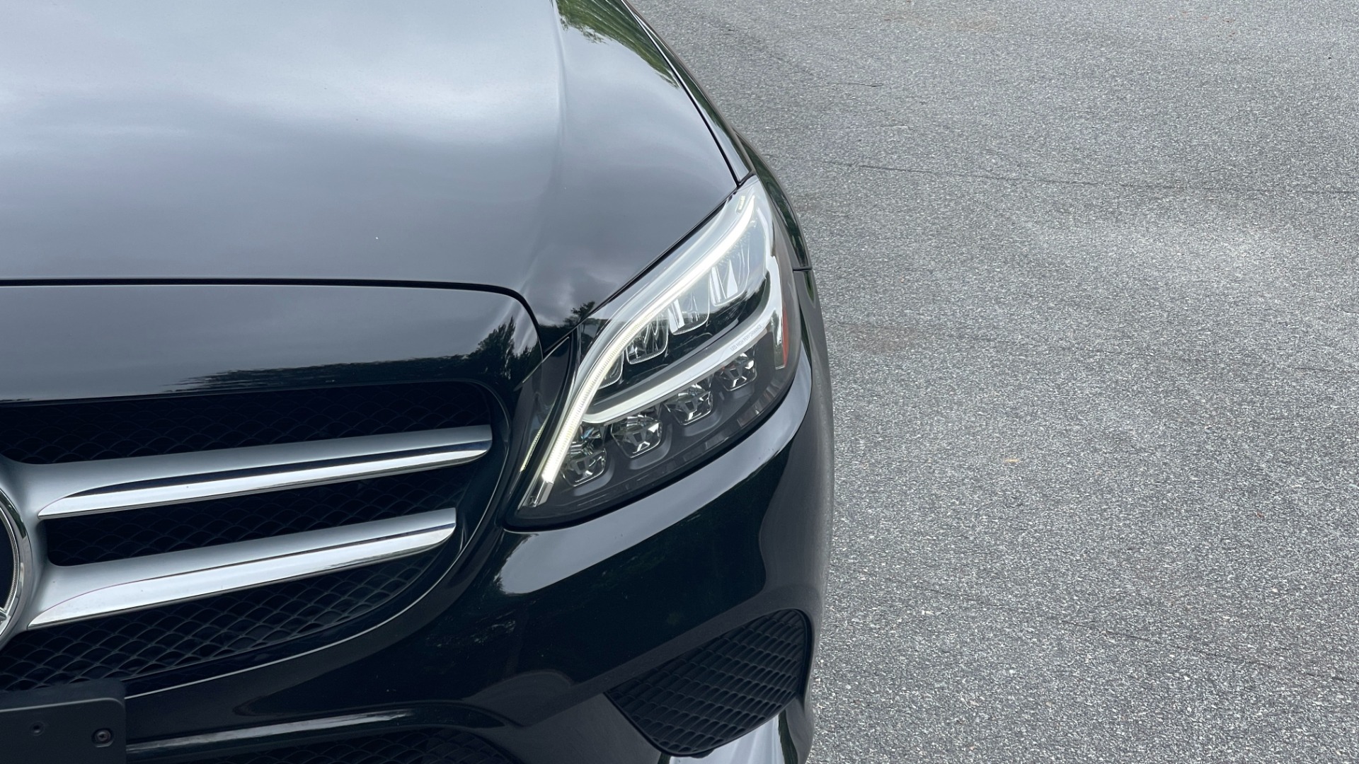 Used 2019 Mercedes-Benz C-Class C 300 / 4MATIC / BURMESTER SOUND / PANORAMIC ROOF / PREMIUM / MULTIMEDIA for sale $33,495 at Formula Imports in Charlotte NC 28227 24