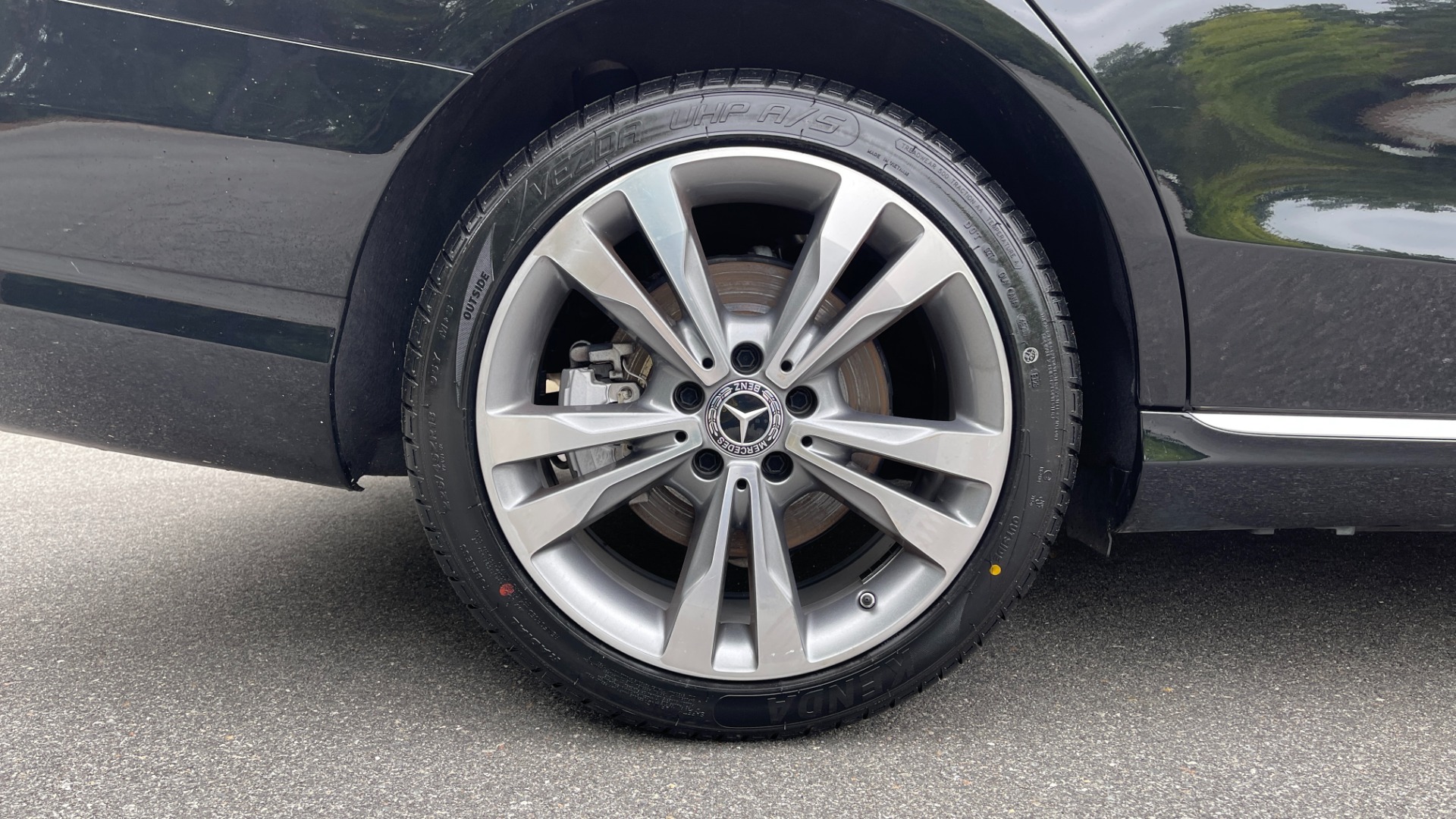 Used 2019 Mercedes-Benz C-Class C 300 / 4MATIC / BURMESTER SOUND / PANORAMIC ROOF / PREMIUM / MULTIMEDIA for sale $33,495 at Formula Imports in Charlotte NC 28227 44