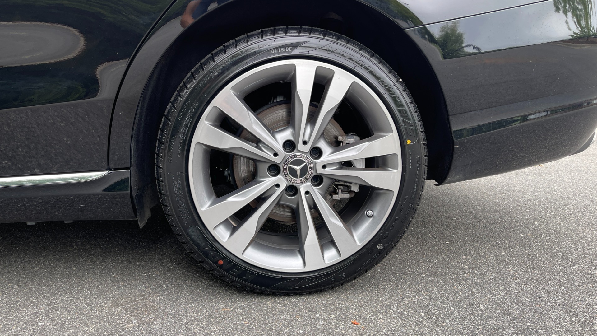 Used 2019 Mercedes-Benz C-Class C 300 / 4MATIC / BURMESTER SOUND / PANORAMIC ROOF / PREMIUM / MULTIMEDIA for sale $33,495 at Formula Imports in Charlotte NC 28227 47