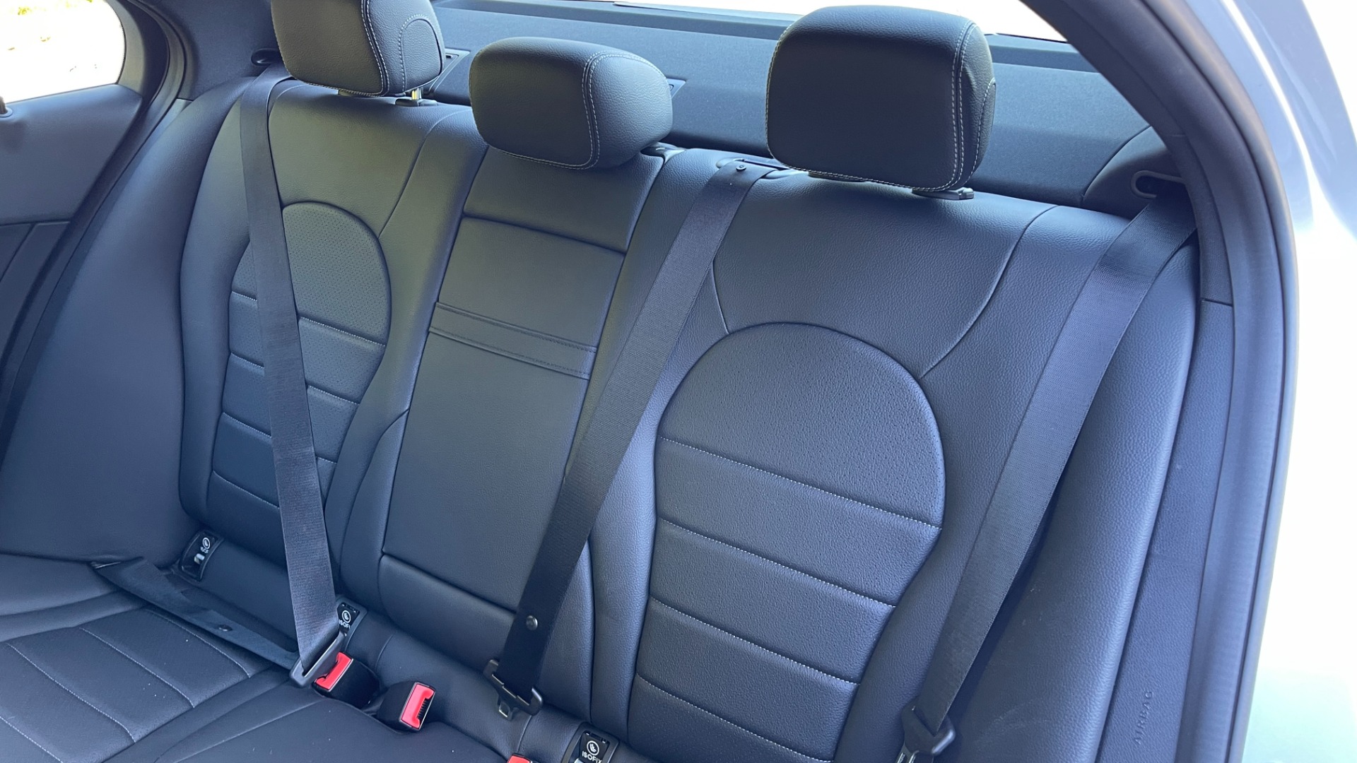 Used 2020 Mercedes-Benz C-Class C300 / BACKUP CAMERA / HEATED SEATS / WOOD GRAIN TRIM for sale $30,995 at Formula Imports in Charlotte NC 28227 23