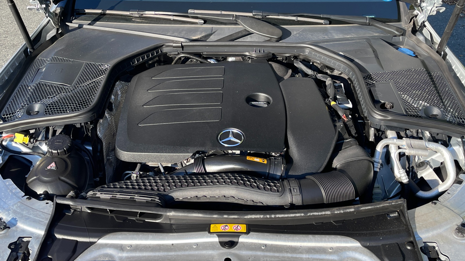 Used 2020 Mercedes-Benz C-Class C300 / BACKUP CAMERA / HEATED SEATS / WOOD GRAIN TRIM for sale Sold at Formula Imports in Charlotte NC 28227 38
