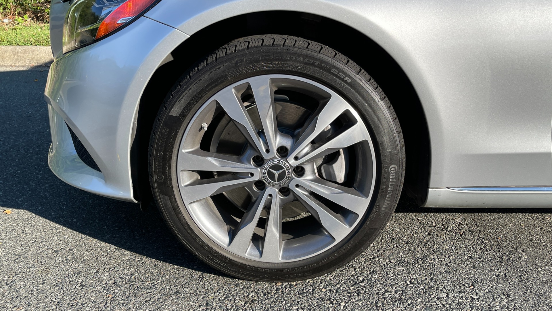 Used 2020 Mercedes-Benz C-Class C300 / BACKUP CAMERA / HEATED SEATS / WOOD GRAIN TRIM for sale Sold at Formula Imports in Charlotte NC 28227 46