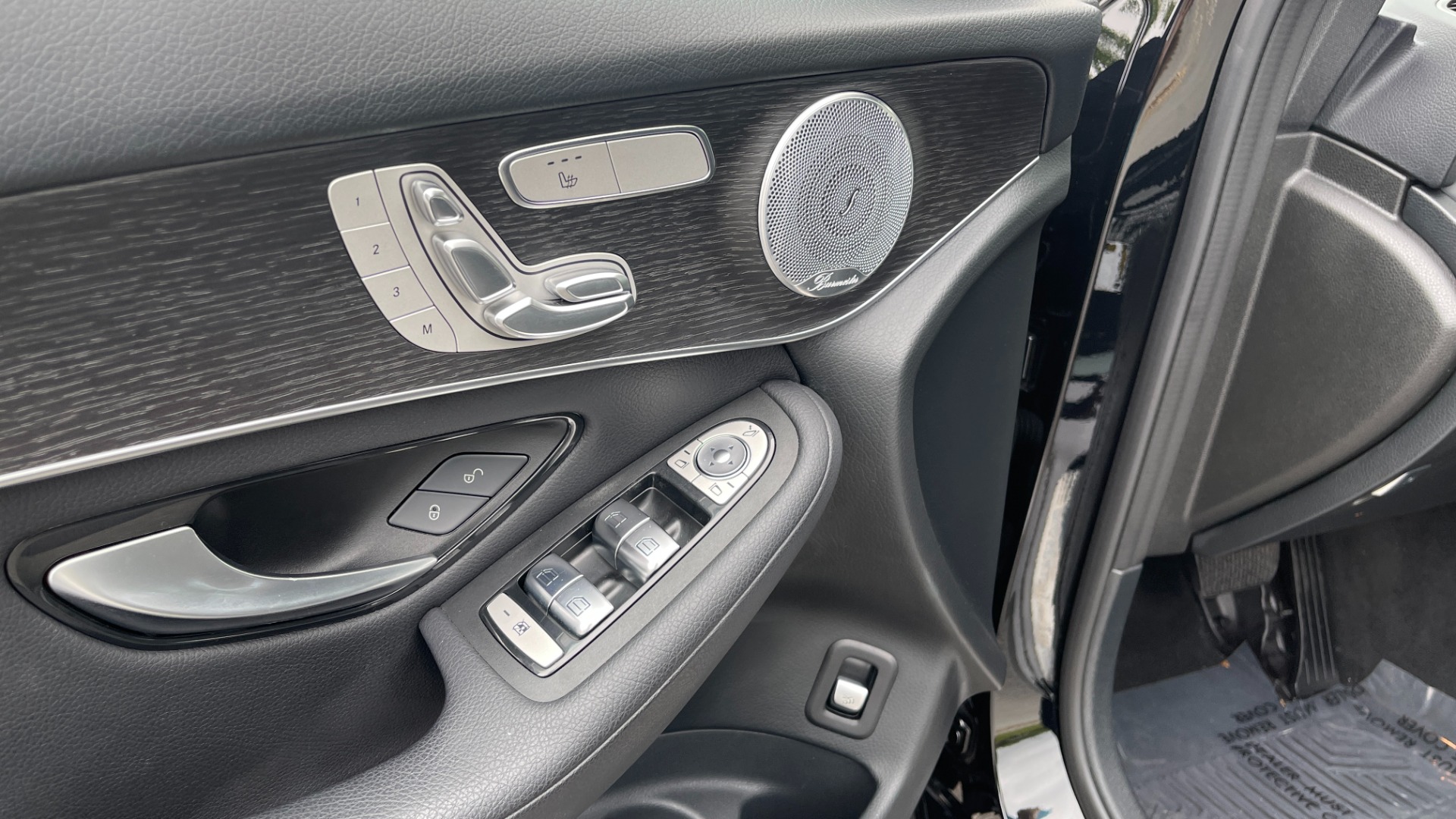 Used 2021 Mercedes-Benz GLC GLC 300 / 4MATIC / DASHCAM / PANORAMIC ROOF / WIRELESS CHARING / PREMIUM for sale $44,995 at Formula Imports in Charlotte NC 28227 40