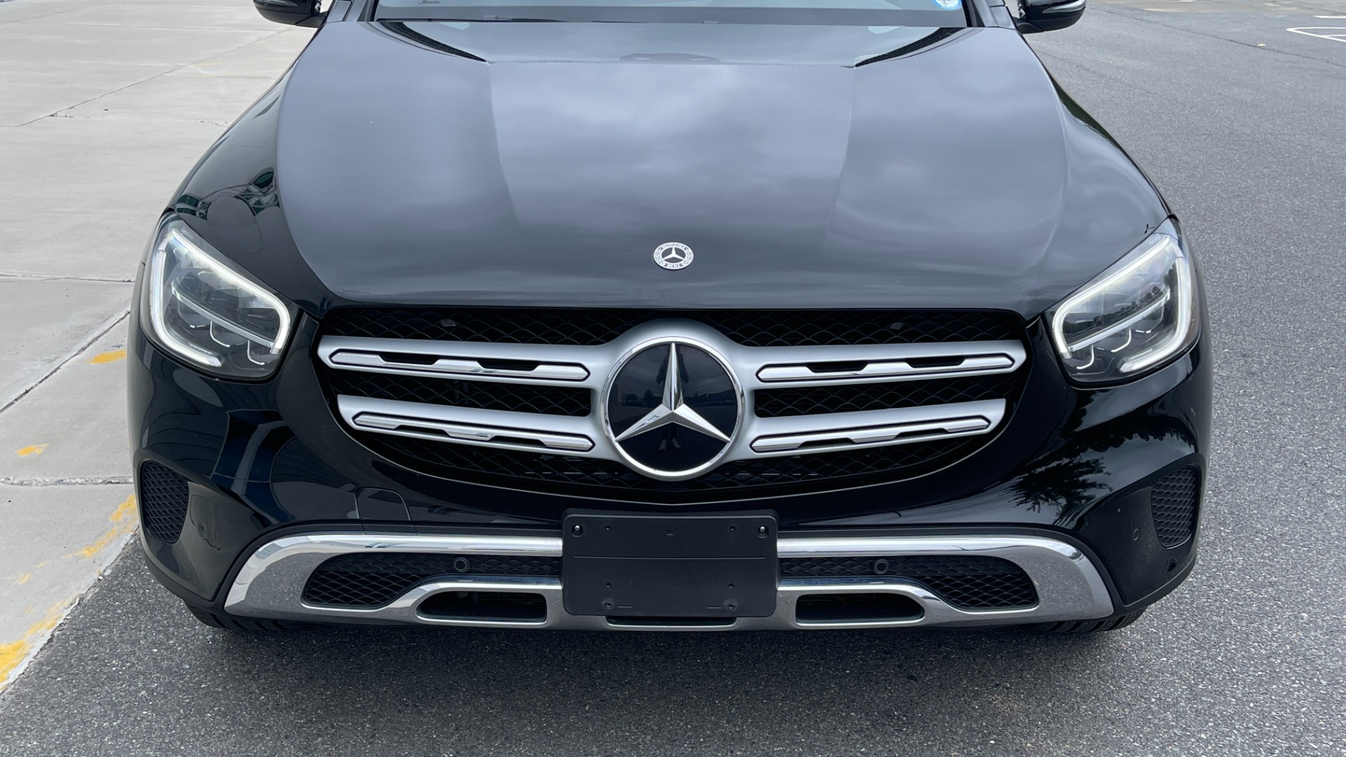 Used 2021 Mercedes-Benz GLC GLC 300 / 4MATIC / DASHCAM / PANORAMIC ROOF / WIRELESS CHARING / PREMIUM for sale $44,995 at Formula Imports in Charlotte NC 28227 6