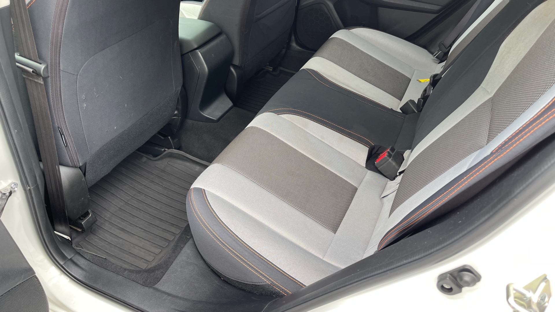 Used 2019 Subaru Crosstrek PREMIUM / MOONROOF / BLINDSPOT / POPULAR PACKAGE for sale Sold at Formula Imports in Charlotte NC 28227 12