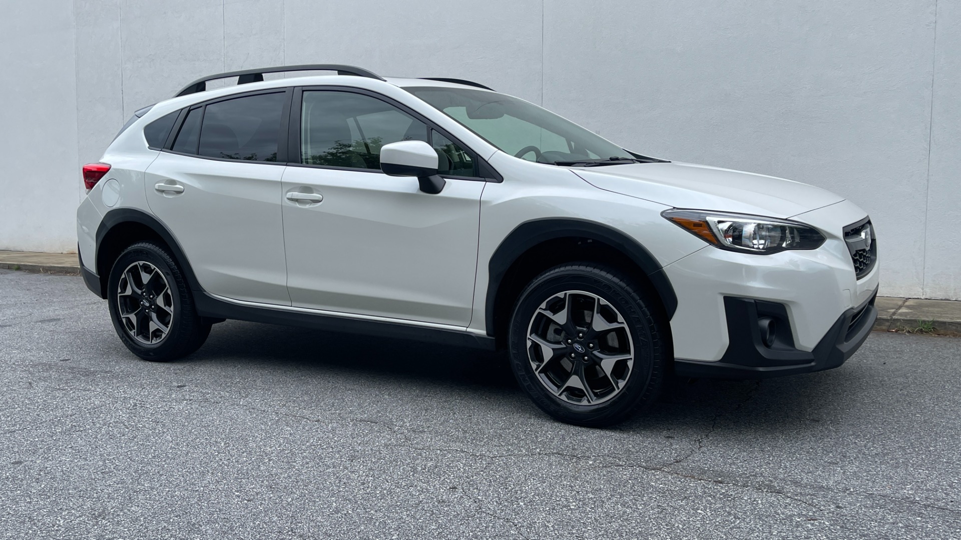 Used 2019 Subaru Crosstrek PREMIUM / MOONROOF / BLINDSPOT / POPULAR PACKAGE for sale Sold at Formula Imports in Charlotte NC 28227 5