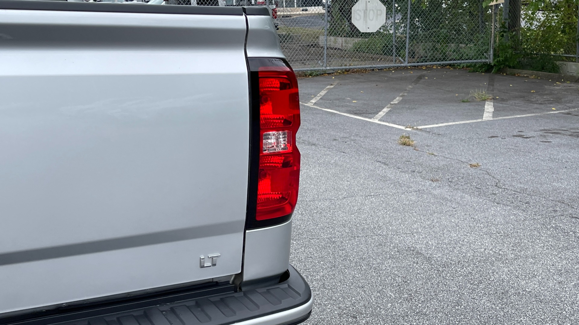Used 2018 Chevrolet Silverado 1500 LT / 5.3L V8 / 4WD / ALL STAR EDITION / BOSE SOUND / BLACK EMBLEMS / for sale Sold at Formula Imports in Charlotte NC 28227 16