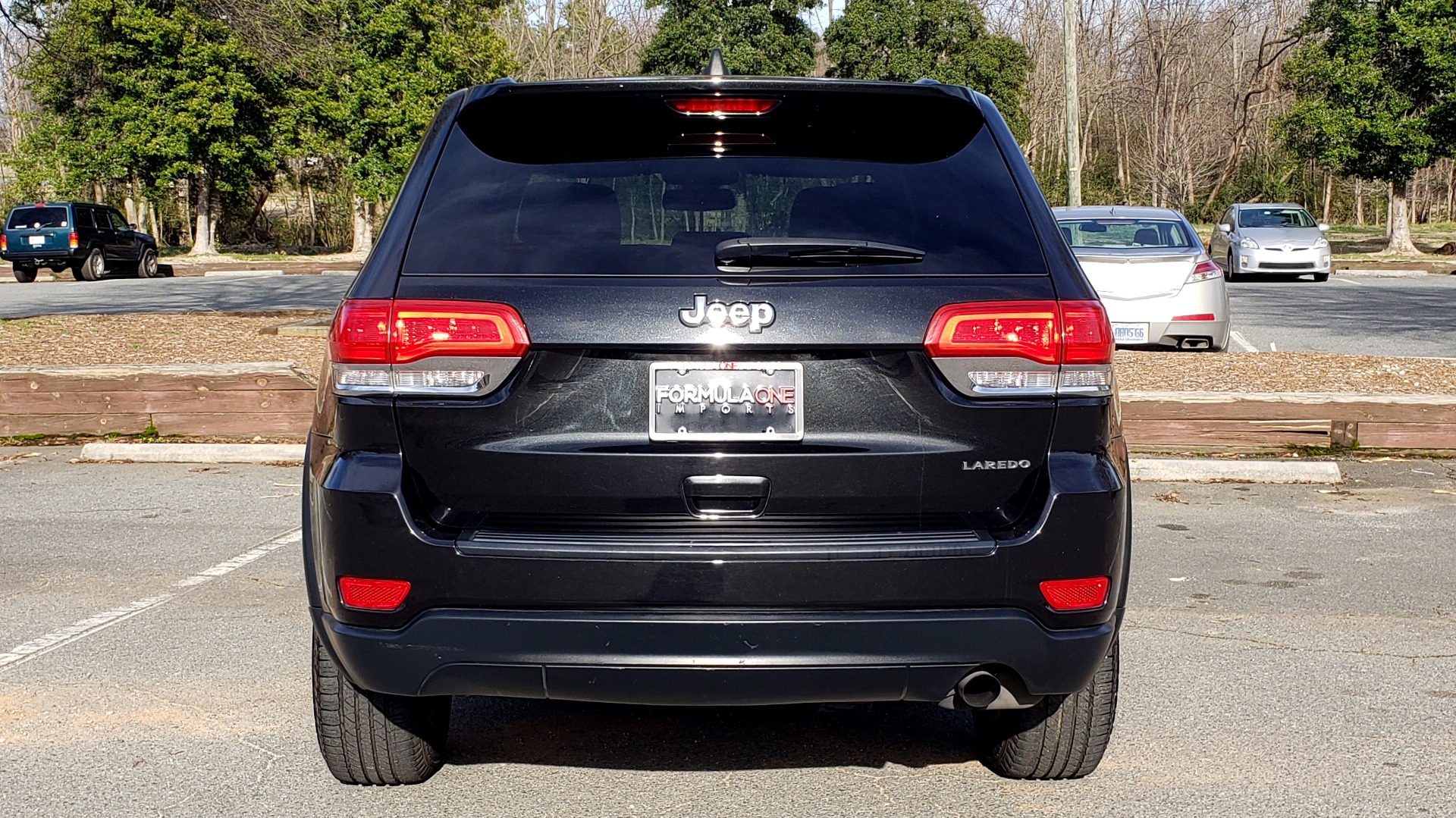 Used 2015 Jeep GRAND CHEROKEE LAREDO / 4X2 / 3.6L V6 / AUTO / 17IN WHEELS for sale Sold at Formula Imports in Charlotte NC 28227 21