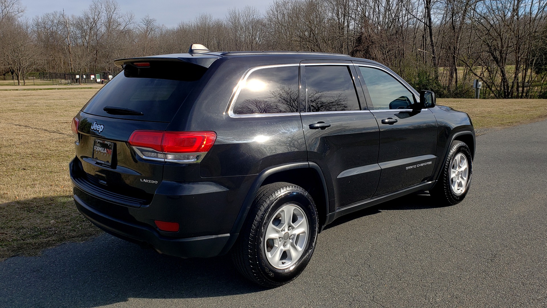 Used 2015 Jeep GRAND CHEROKEE LAREDO / 4X2 / 3.6L V6 / AUTO / 17IN WHEELS for sale Sold at Formula Imports in Charlotte NC 28227 6
