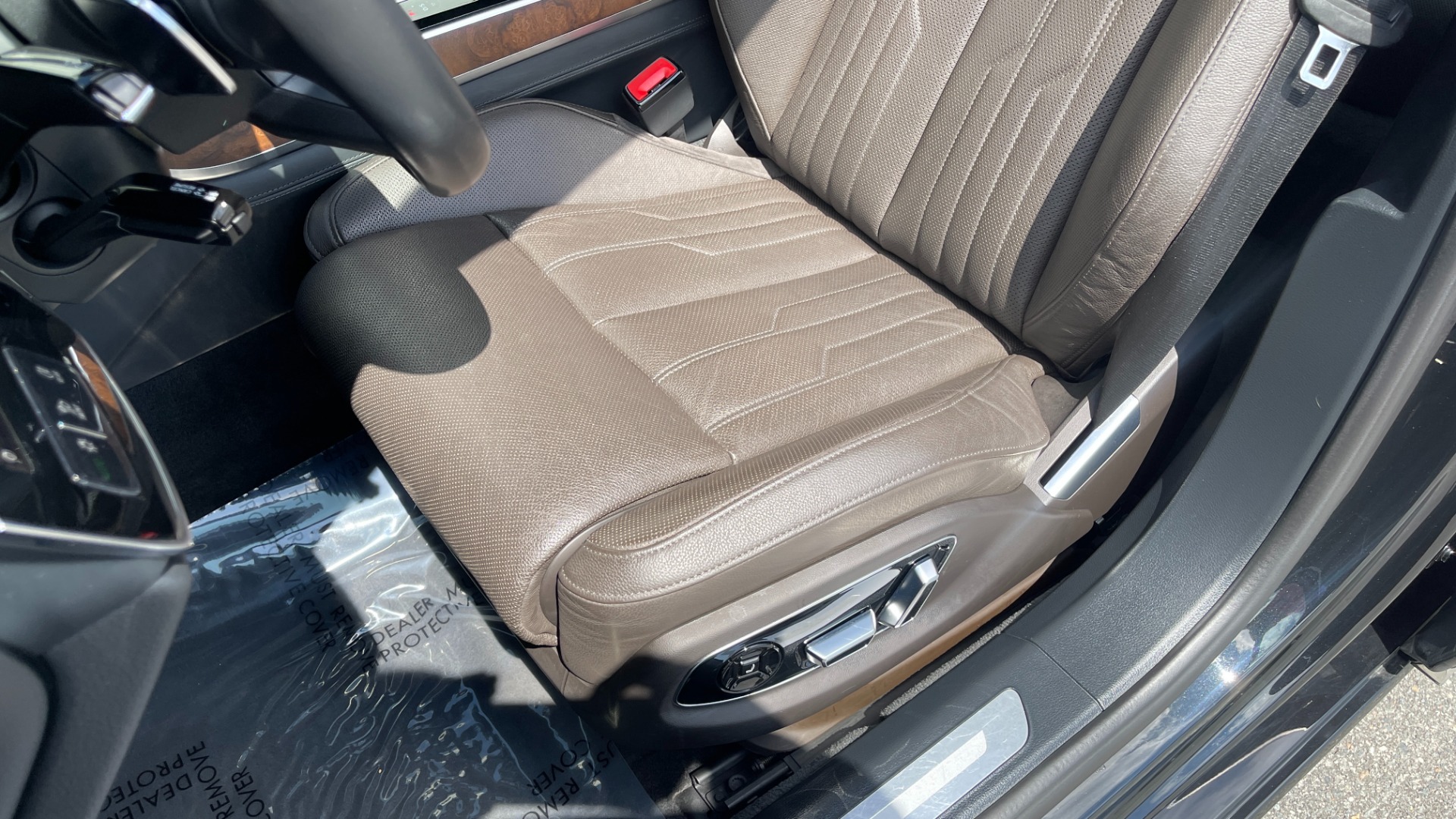 Used 2019 Audi A8L 20IN WHEELS / DRIVER ASSIST / COLD WEATHER / EXECUTIVE PACKAGE for sale Sold at Formula Imports in Charlotte NC 28227 14