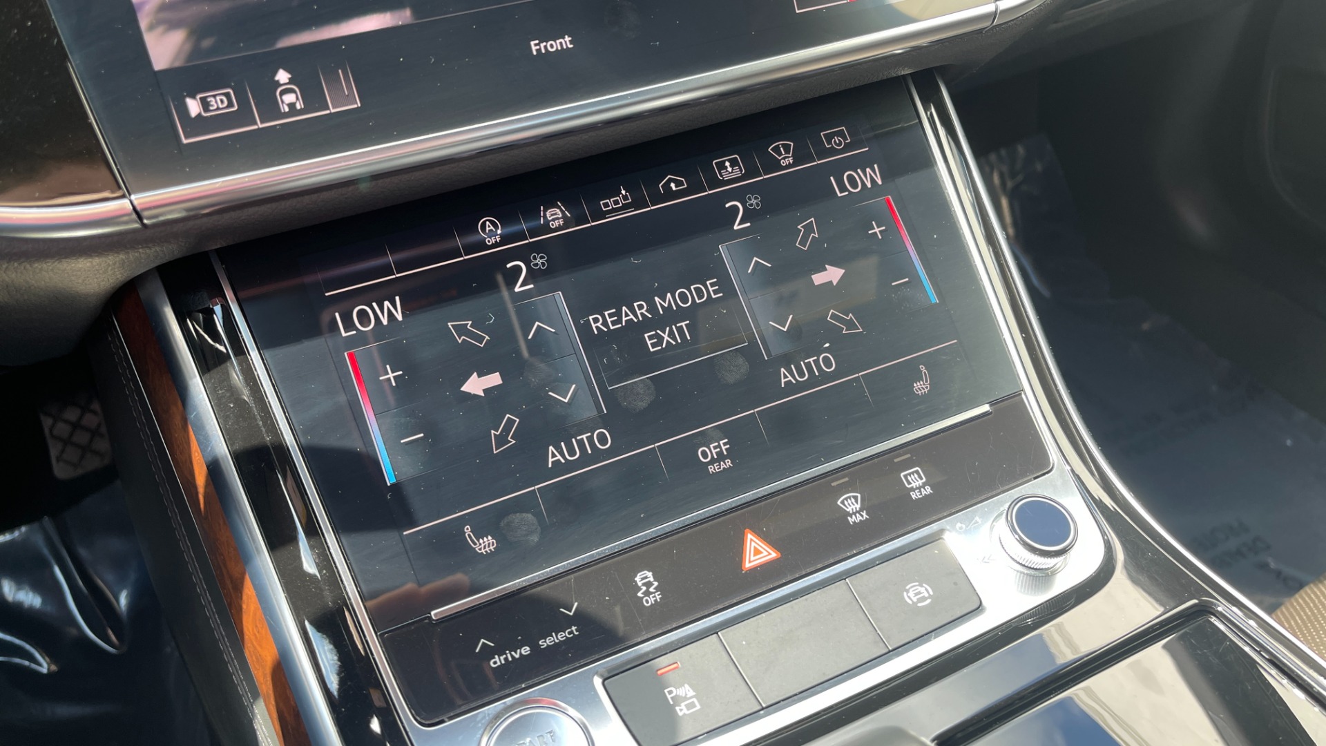Used 2019 Audi A8L 20IN WHEELS / DRIVER ASSIST / COLD WEATHER / EXECUTIVE PACKAGE for sale Sold at Formula Imports in Charlotte NC 28227 33
