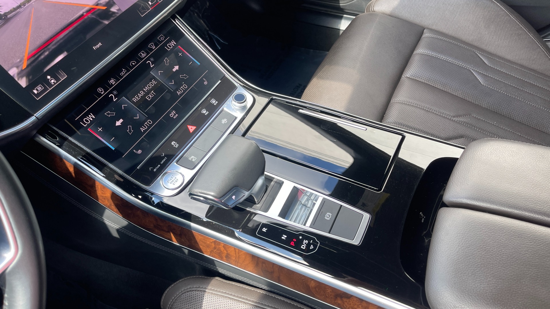 Used 2019 Audi A8L 20IN WHEELS / DRIVER ASSIST / COLD WEATHER / EXECUTIVE PACKAGE for sale Sold at Formula Imports in Charlotte NC 28227 34