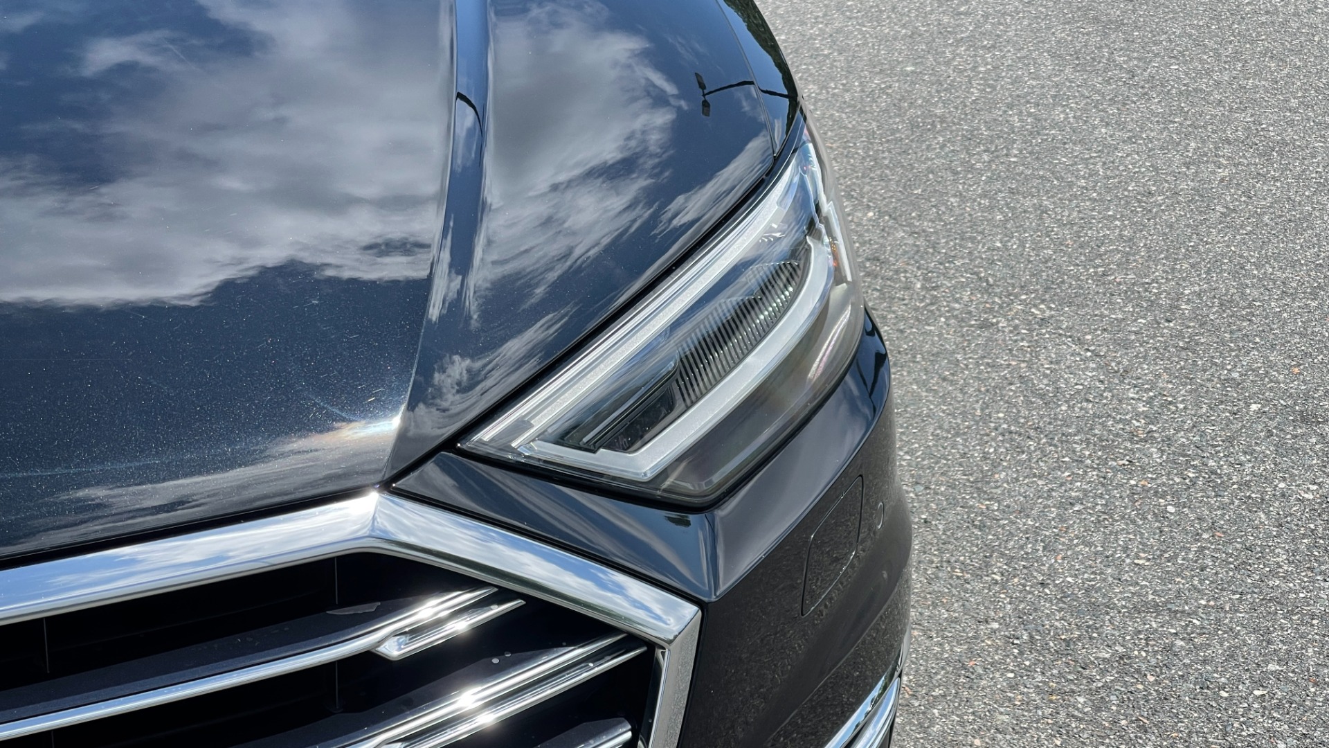 Used 2019 Audi A8L 20IN WHEELS / DRIVER ASSIST / COLD WEATHER / EXECUTIVE PACKAGE for sale Sold at Formula Imports in Charlotte NC 28227 39