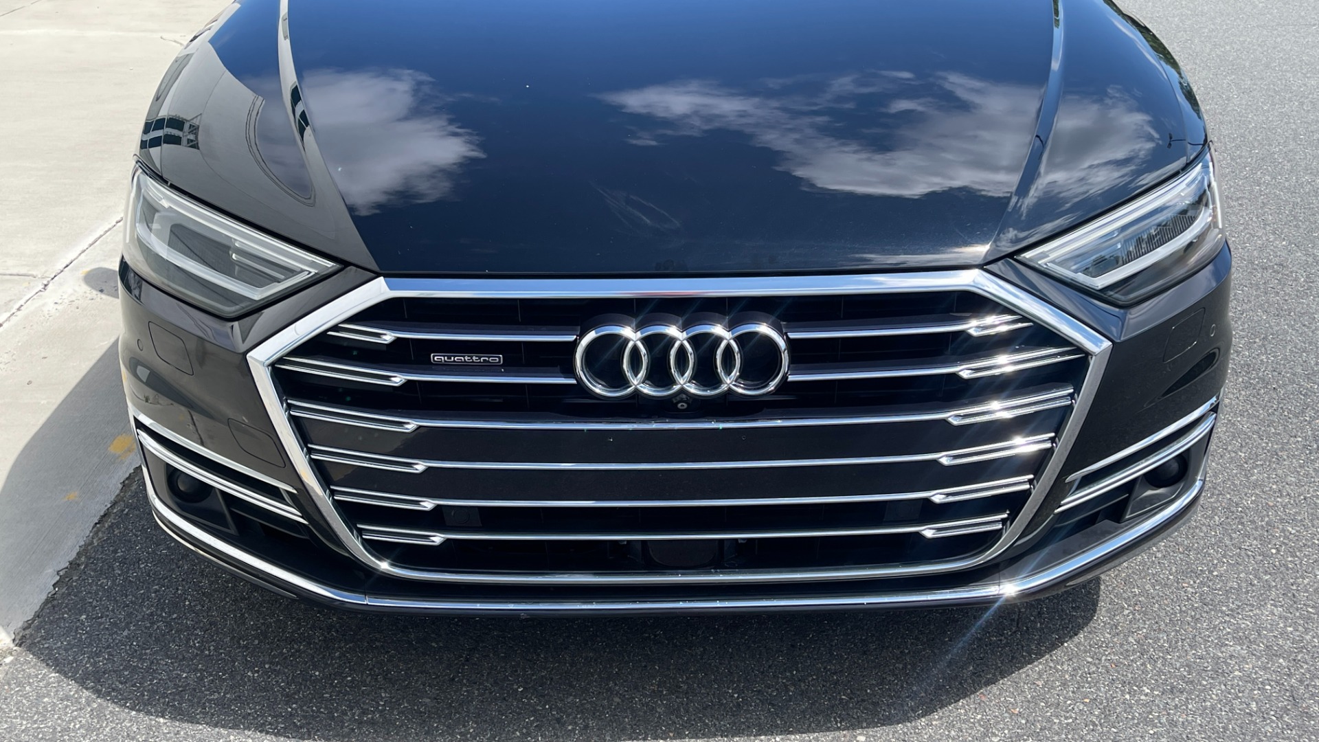 Used 2019 Audi A8L 20IN WHEELS / DRIVER ASSIST / COLD WEATHER / EXECUTIVE PACKAGE for sale Sold at Formula Imports in Charlotte NC 28227 7