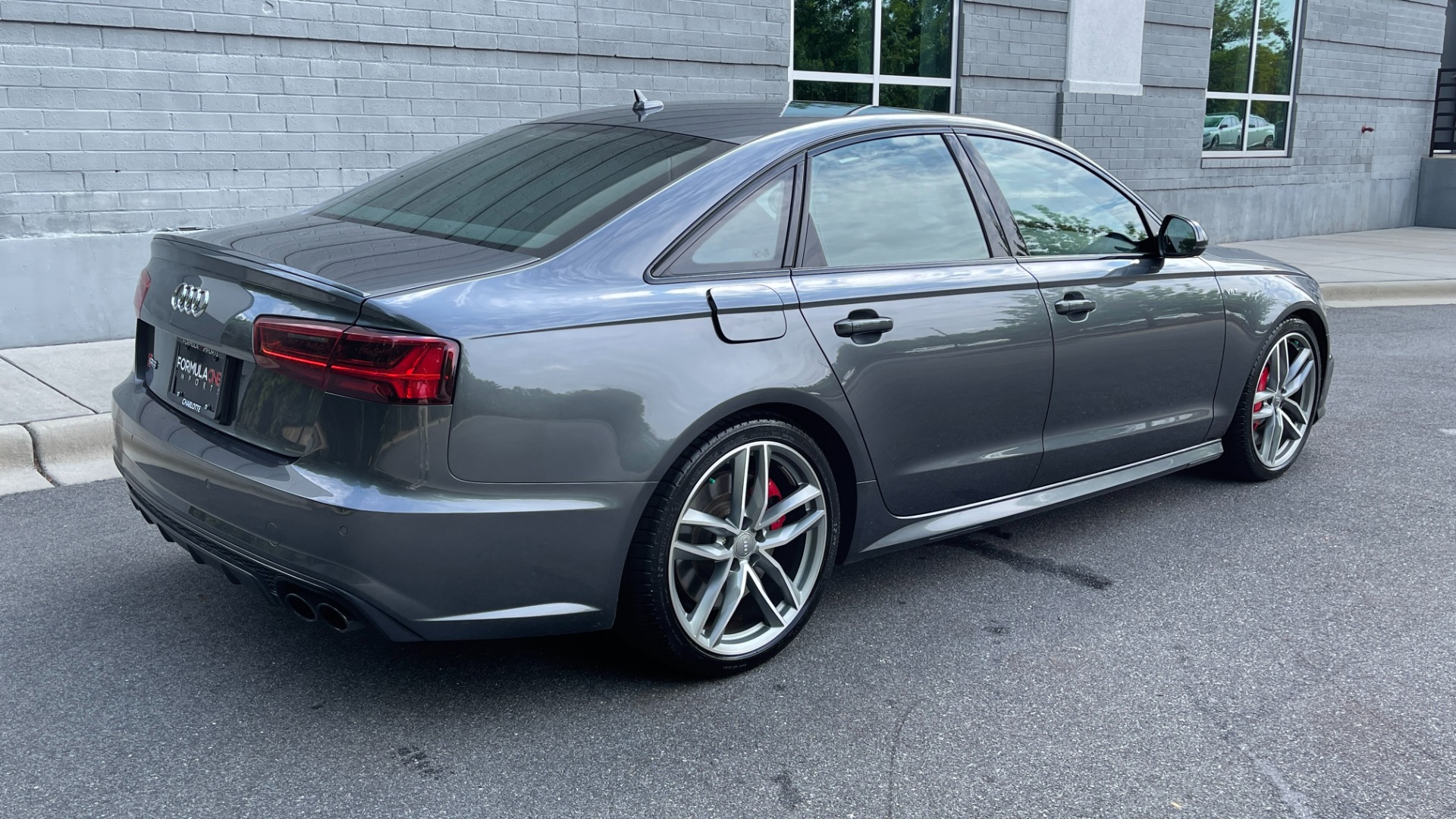 Used 2018 Audi S6 PRESTIGE / S SPORT / BLACK OPTIC / 4.0L V8 TURBO / COLD WEATHER PACKAGE for sale Sold at Formula Imports in Charlotte NC 28227 4