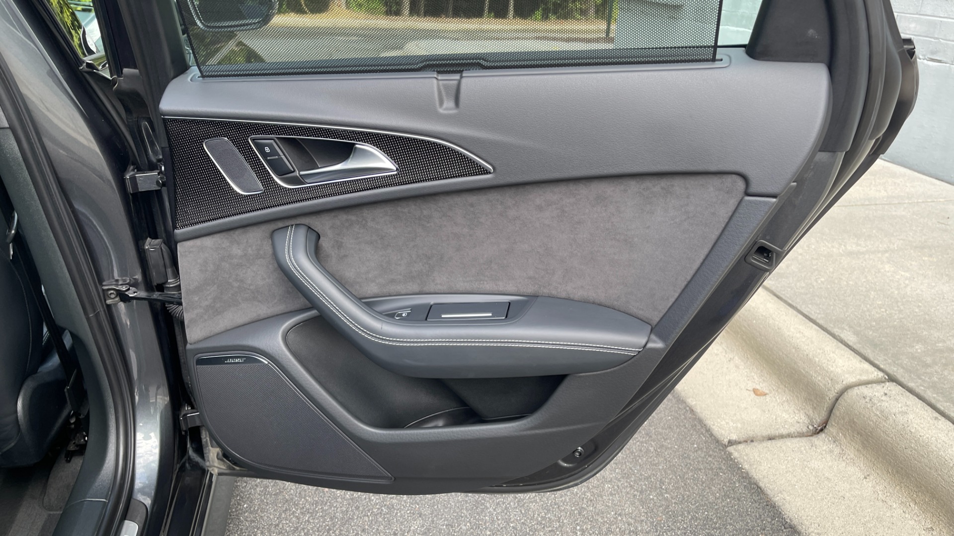 Used 2018 Audi S6 PRESTIGE / S SPORT / BLACK OPTIC / 4.0L V8 TURBO / COLD WEATHER PACKAGE for sale Sold at Formula Imports in Charlotte NC 28227 43