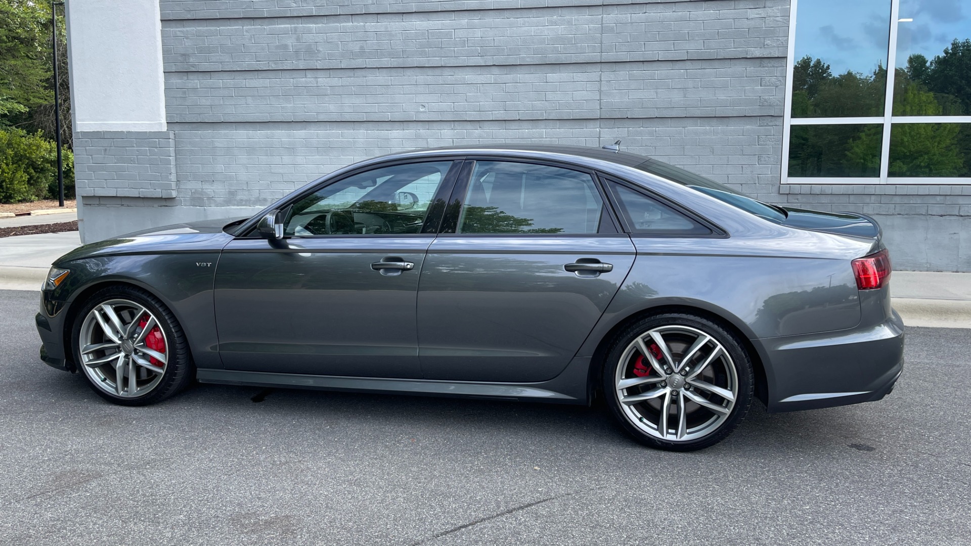 Used 2018 Audi S6 PRESTIGE / S SPORT / BLACK OPTIC / 4.0L V8 TURBO / COLD WEATHER PACKAGE for sale Sold at Formula Imports in Charlotte NC 28227 5