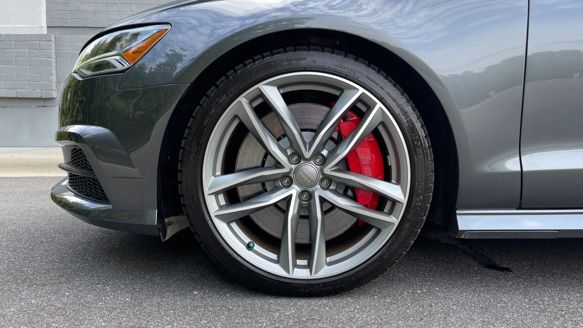 Used 2018 Audi S6 PRESTIGE / S SPORT / BLACK OPTIC / 4.0L V8 TURBO / COLD WEATHER PACKAGE for sale Sold at Formula Imports in Charlotte NC 28227 53