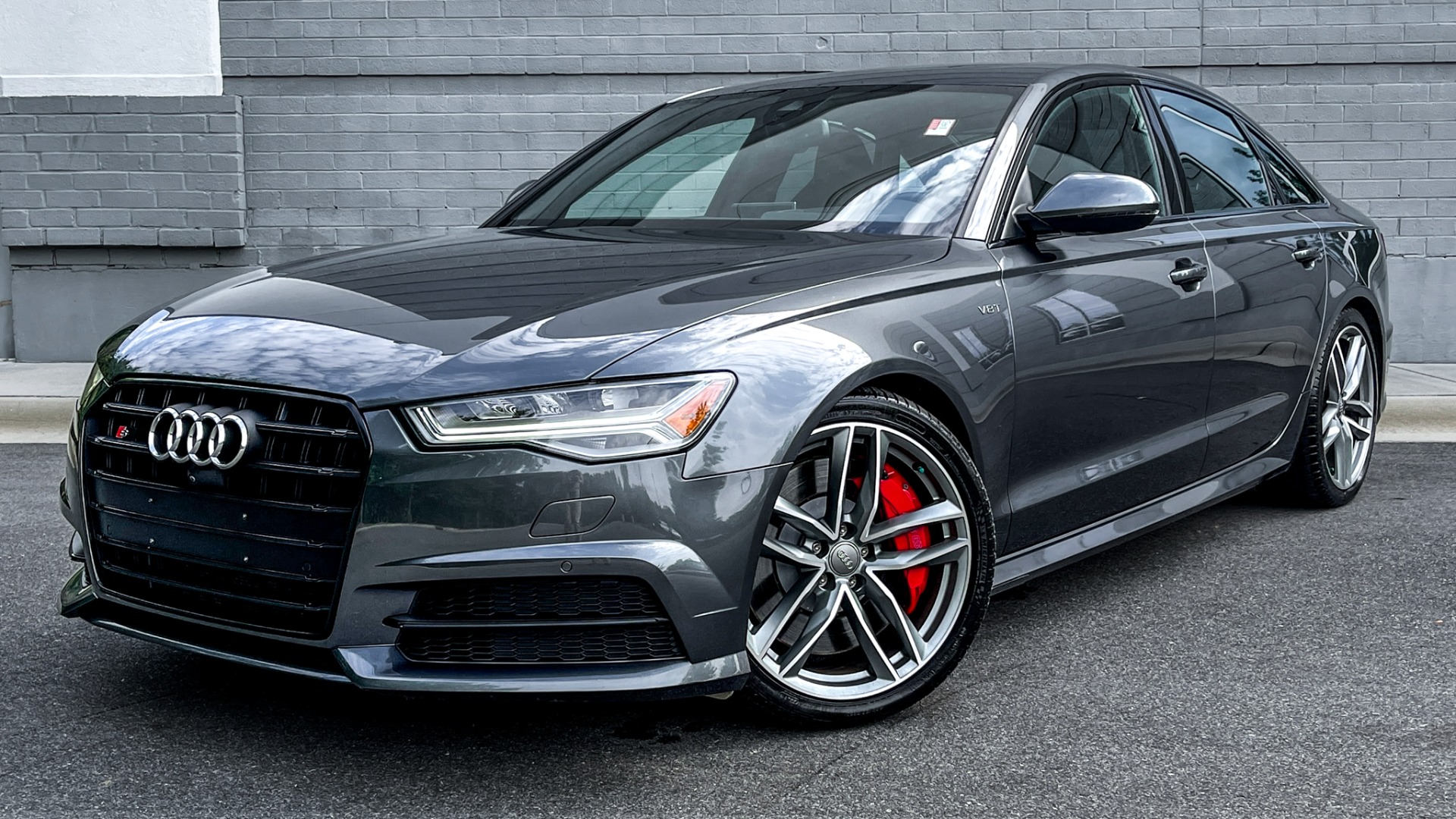 Used 2018 Audi S6 PRESTIGE / S SPORT / BLACK OPTIC / 4.0L V8 TURBO / COLD WEATHER PACKAGE for sale Sold at Formula Imports in Charlotte NC 28227 1