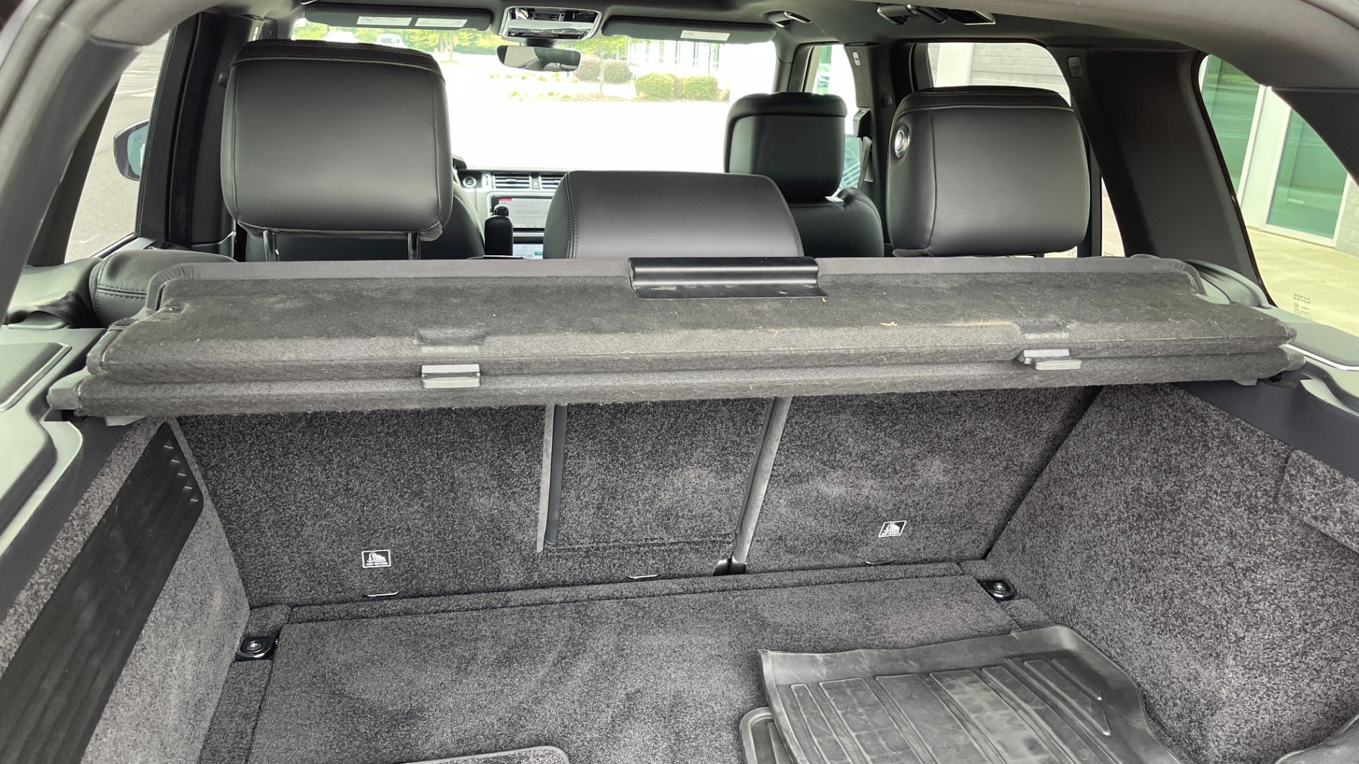 Used 2019 Land Rover Range Rover HSE / VISION ASSIST / BLACKOUT PACKAGE / MERIDIAN SOUND / DRIVE PRO PACK for sale Sold at Formula Imports in Charlotte NC 28227 29