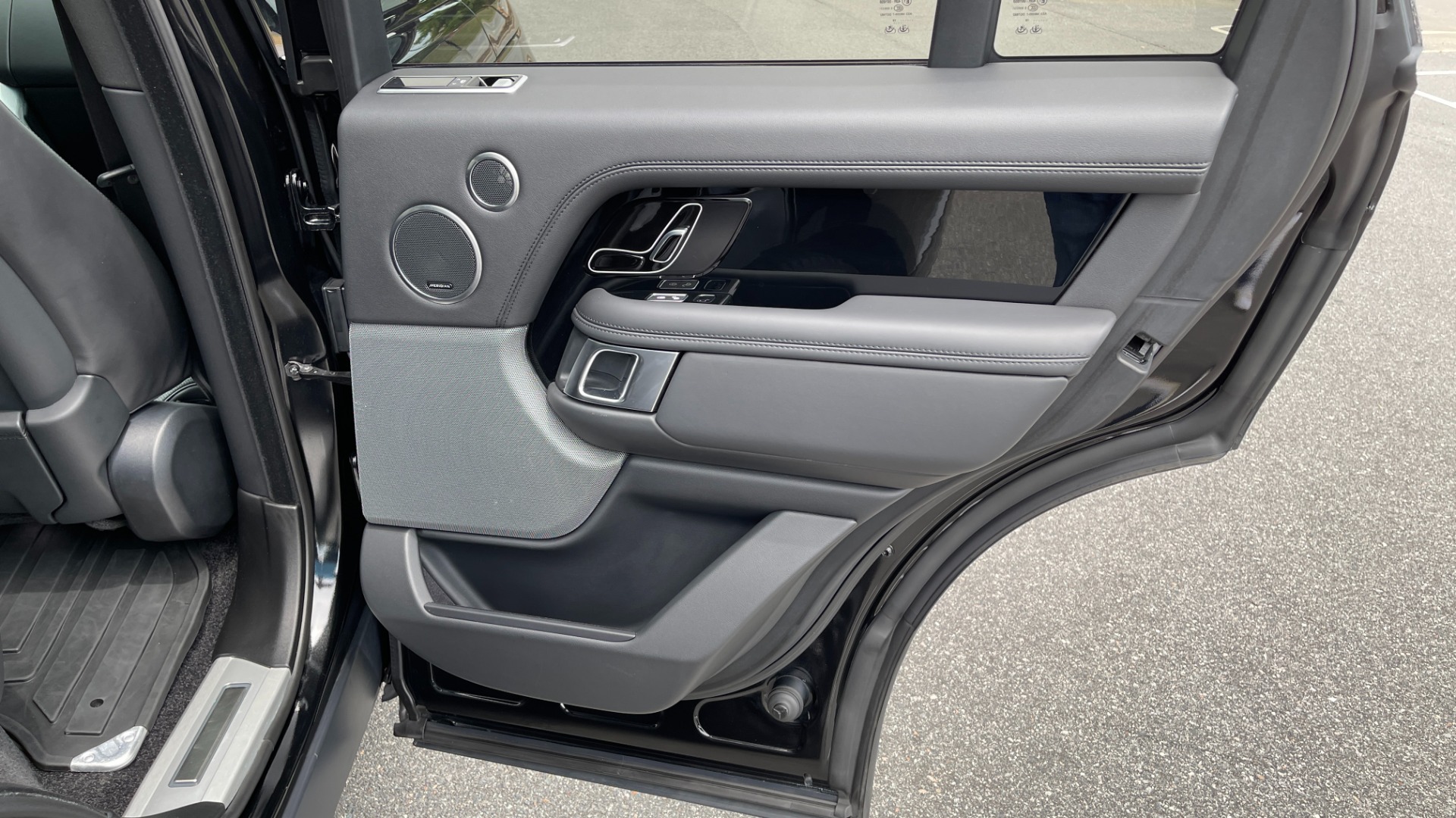 Used 2019 Land Rover Range Rover HSE / DRIVE PACK / WOOD STEERING / PIANO BLACK TRIM for sale Sold at Formula Imports in Charlotte NC 28227 48