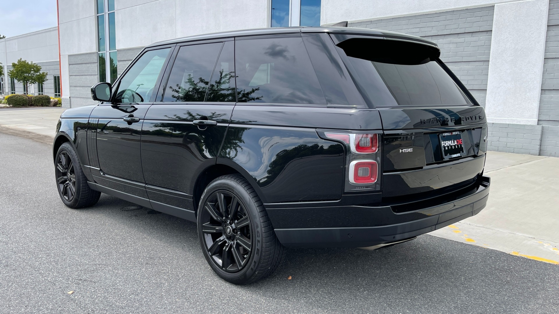 Used 2019 Land Rover Range Rover HSE / VISION ASSIST / BLACKOUT PACKAGE / MERIDIAN SOUND / DRIVE PRO PACK for sale Sold at Formula Imports in Charlotte NC 28227 8
