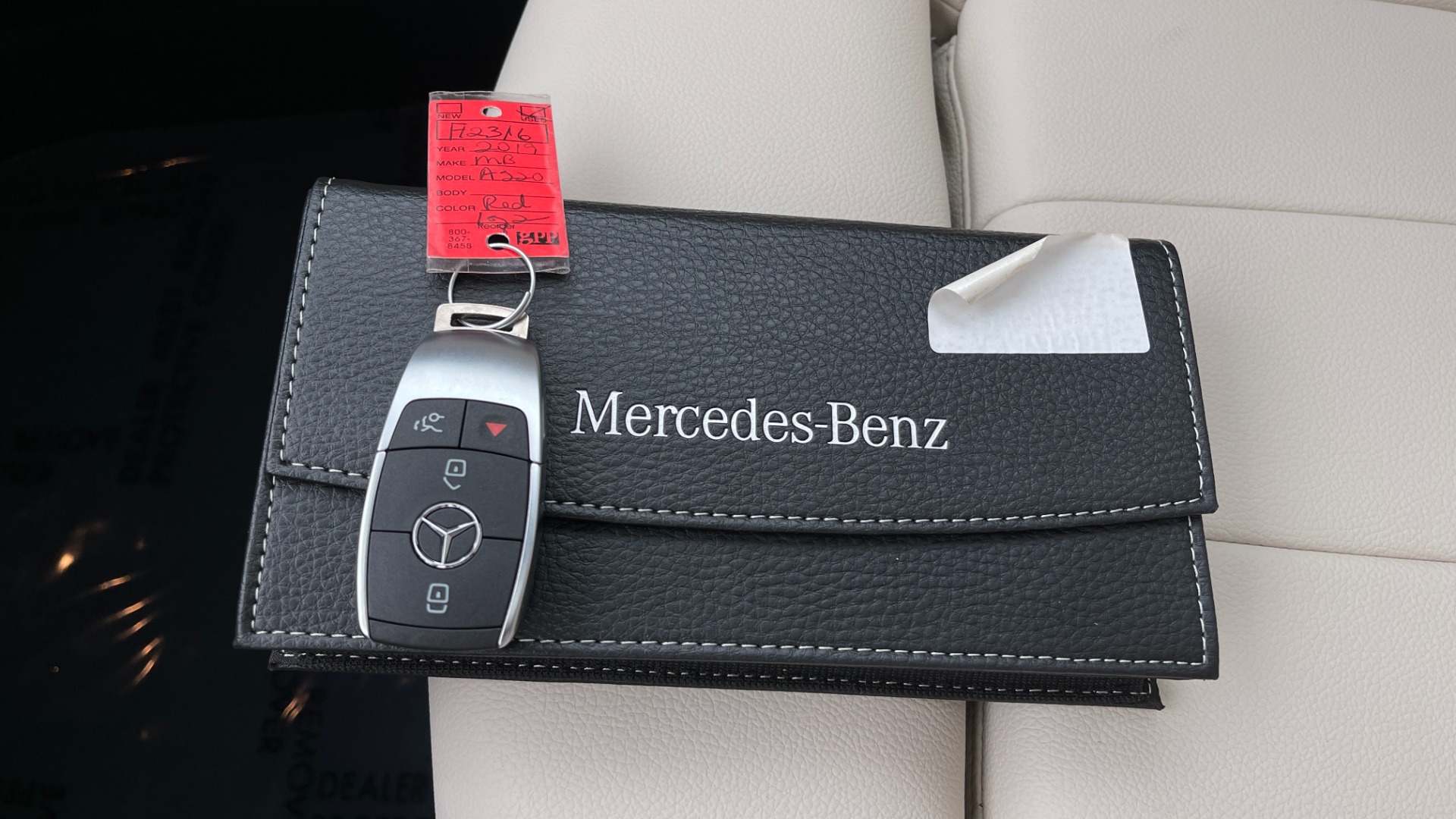 Used 2019 Mercedes-Benz A-Class A220 / 4MATIC / CARBON FIBER / BLACK WHEELS / HEATED STEERING / BURMESTER S for sale Sold at Formula Imports in Charlotte NC 28227 24