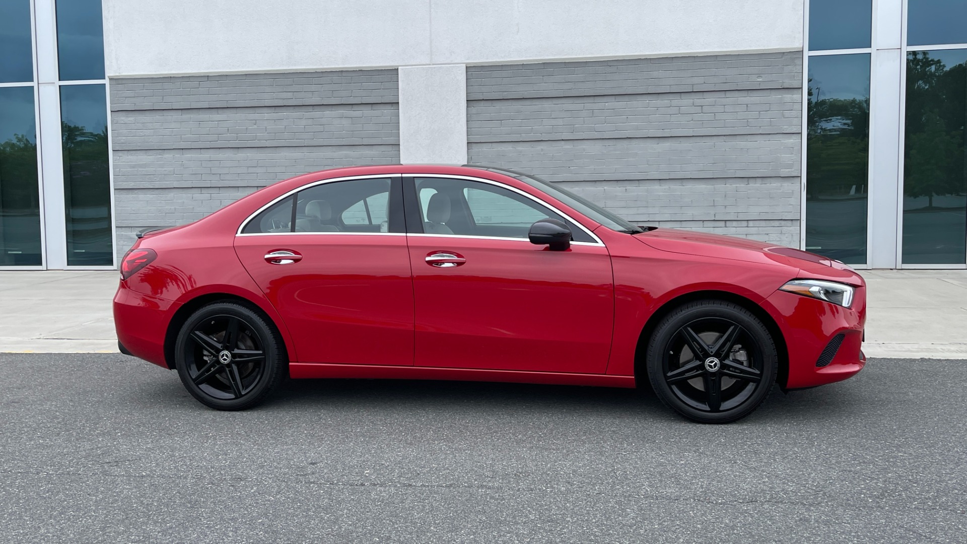 Used 2019 Mercedes-Benz A-Class A220 / 4MATIC / CARBON FIBER / BLACK WHEELS / HEATED STEERING / BURMESTER S for sale Sold at Formula Imports in Charlotte NC 28227 7