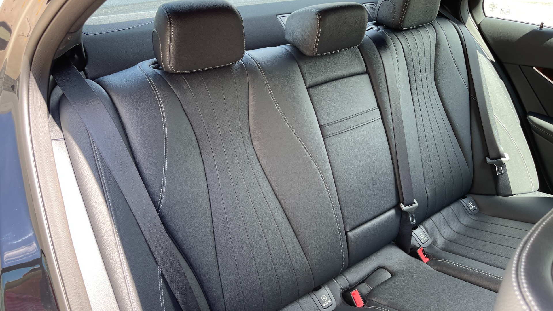 Used 2019 Mercedes-Benz E-Class E300 / 4MATIC / BURMESTER SOUND / PREMIUM PACKAGE / BLIND SPOT ASSIST for sale Sold at Formula Imports in Charlotte NC 28227 19