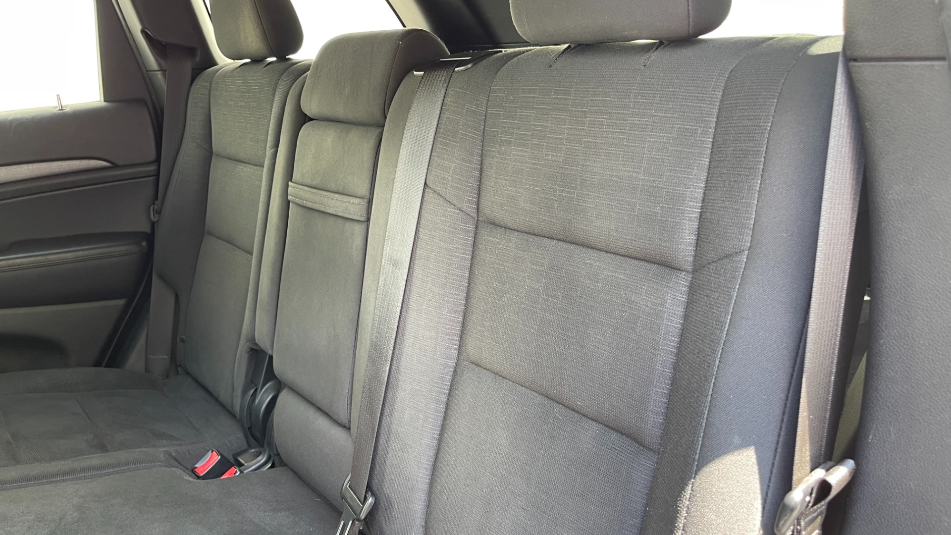 Used 2014 Jeep Grand Cherokee Laredo for sale Sold at Formula Imports in Charlotte NC 28227 16