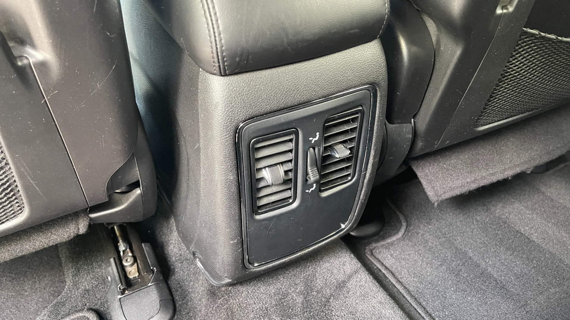 Used 2014 Jeep Grand Cherokee Laredo for sale Sold at Formula Imports in Charlotte NC 28227 17