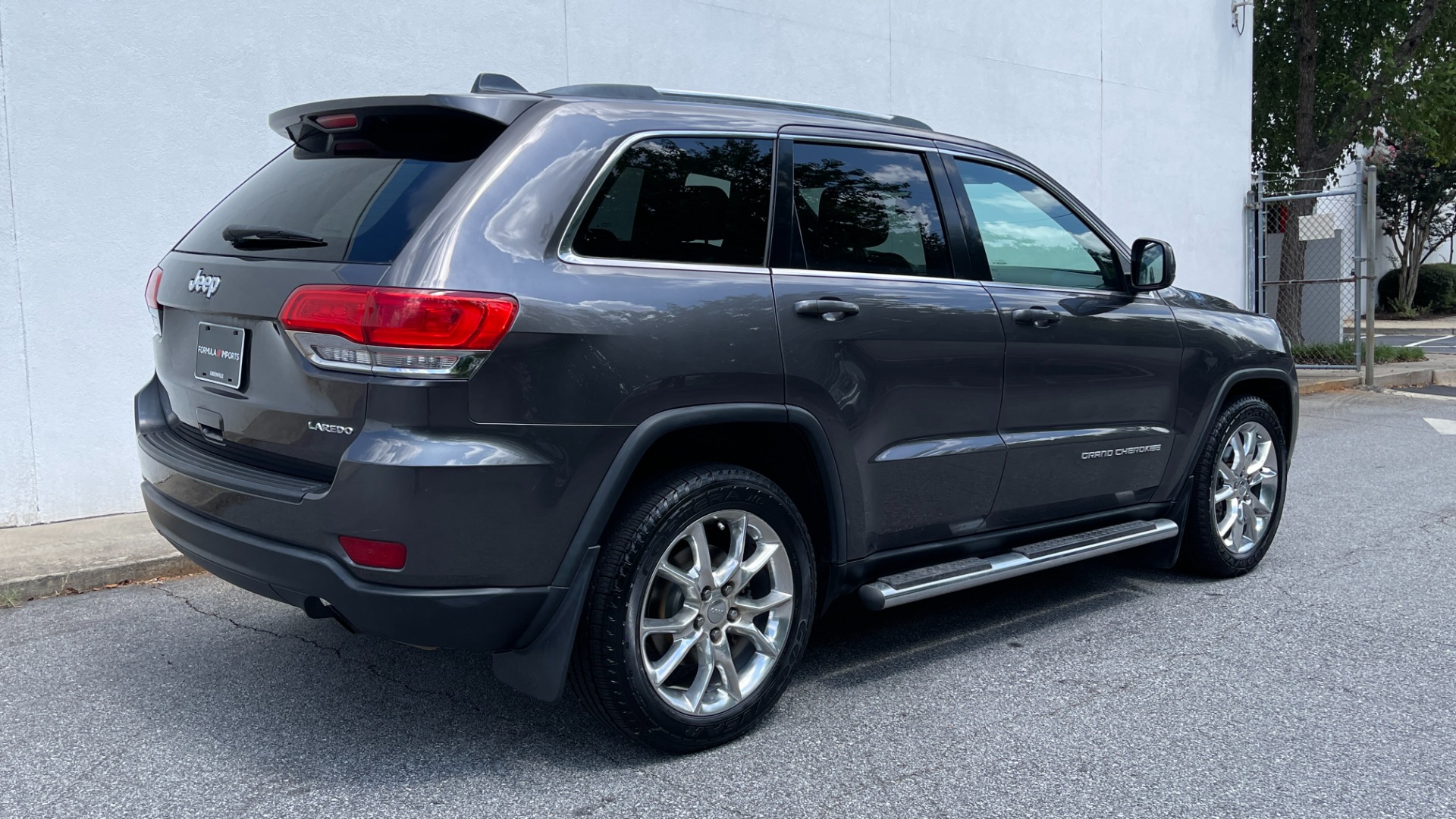Used 2014 Jeep Grand Cherokee Laredo for sale Sold at Formula Imports in Charlotte NC 28227 3