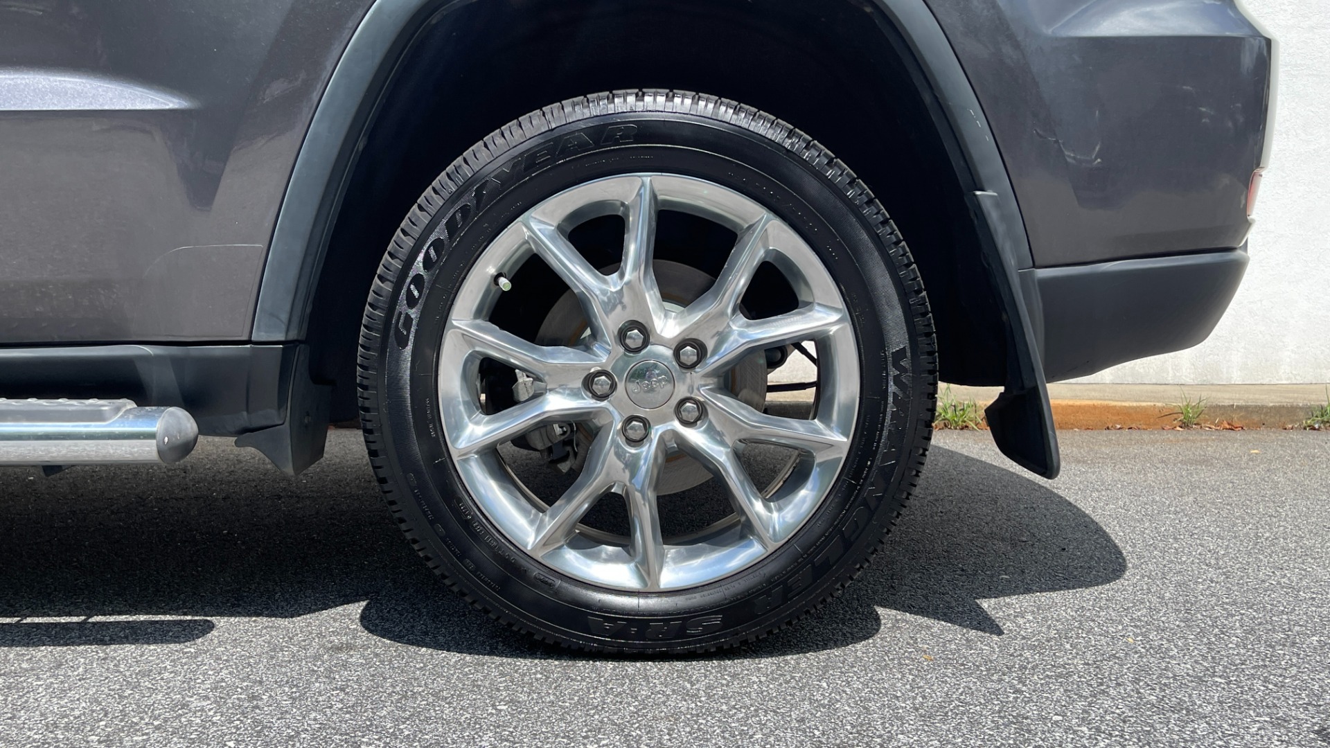 Used 2014 Jeep Grand Cherokee Laredo for sale Sold at Formula Imports in Charlotte NC 28227 52