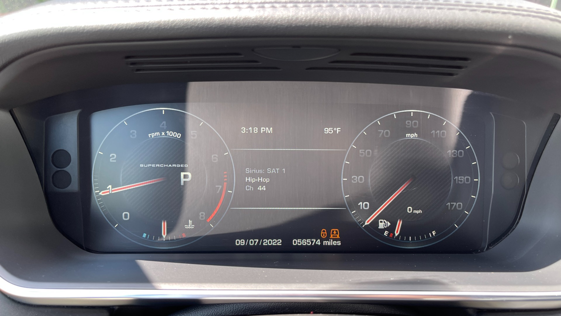 Used 2016 Land Rover Range Rover SUPERCHARGED / VOSSEN WHEELS / ADAPTIVE CRUISE / MERIDIAN SOUND / VISION AS for sale $49,995 at Formula Imports in Charlotte NC 28227 17