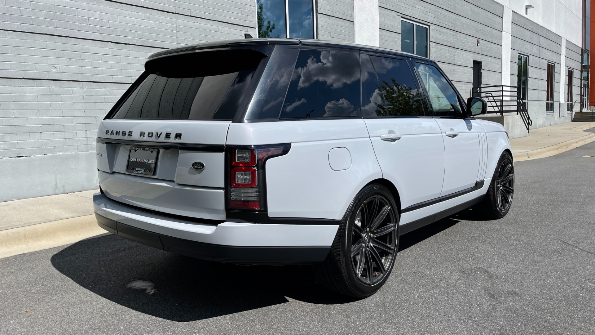 Used 2016 Land Rover Range Rover SUPERCHARGED / VOSSEN WHEELS / ADAPTIVE CRUISE / MERIDIAN SOUND / VISION AS for sale $49,995 at Formula Imports in Charlotte NC 28227 2