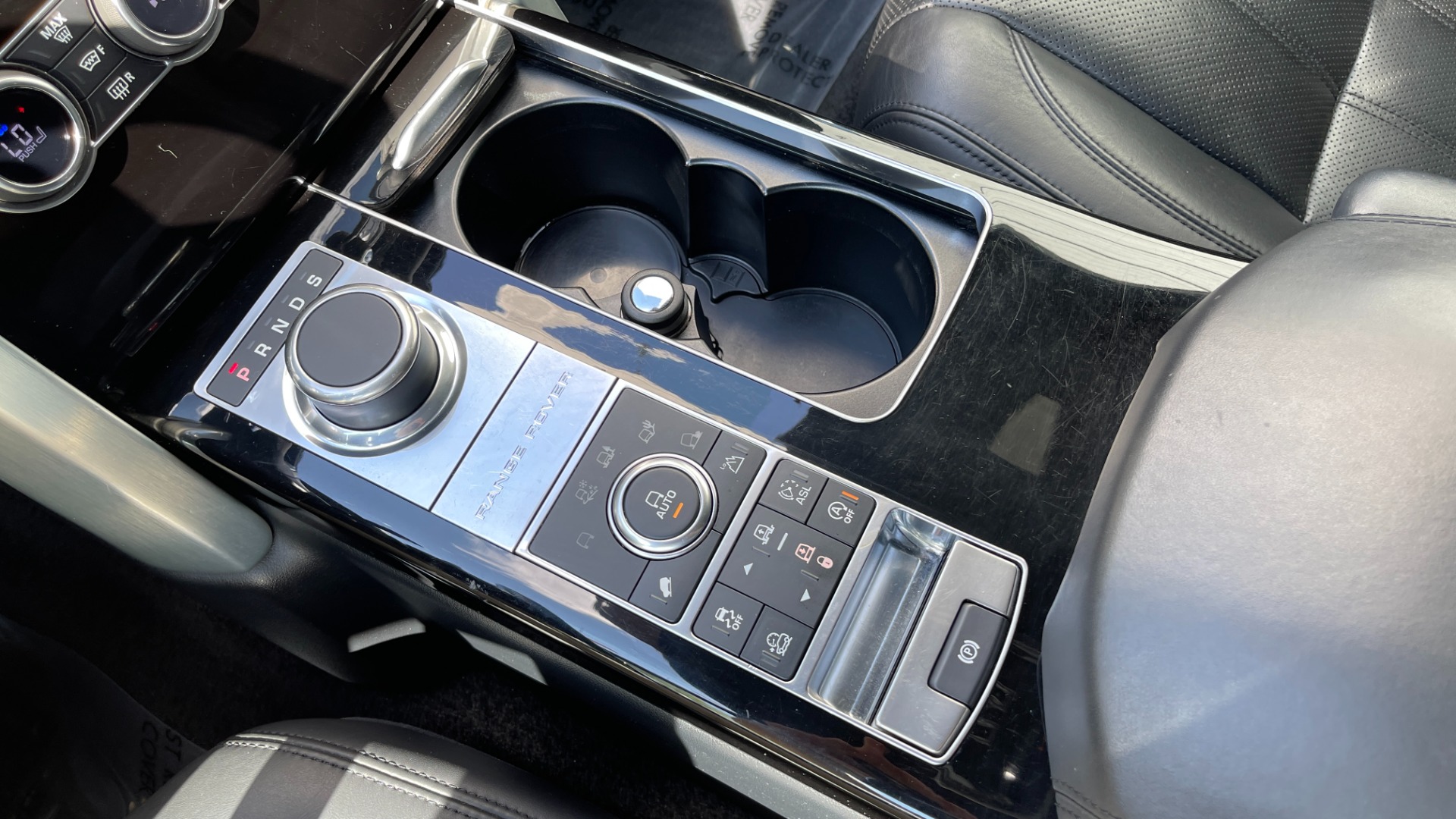Used 2016 Land Rover Range Rover SUPERCHARGED / VOSSEN WHEELS / ADAPTIVE CRUISE / MERIDIAN SOUND / VISION AS for sale $49,995 at Formula Imports in Charlotte NC 28227 21