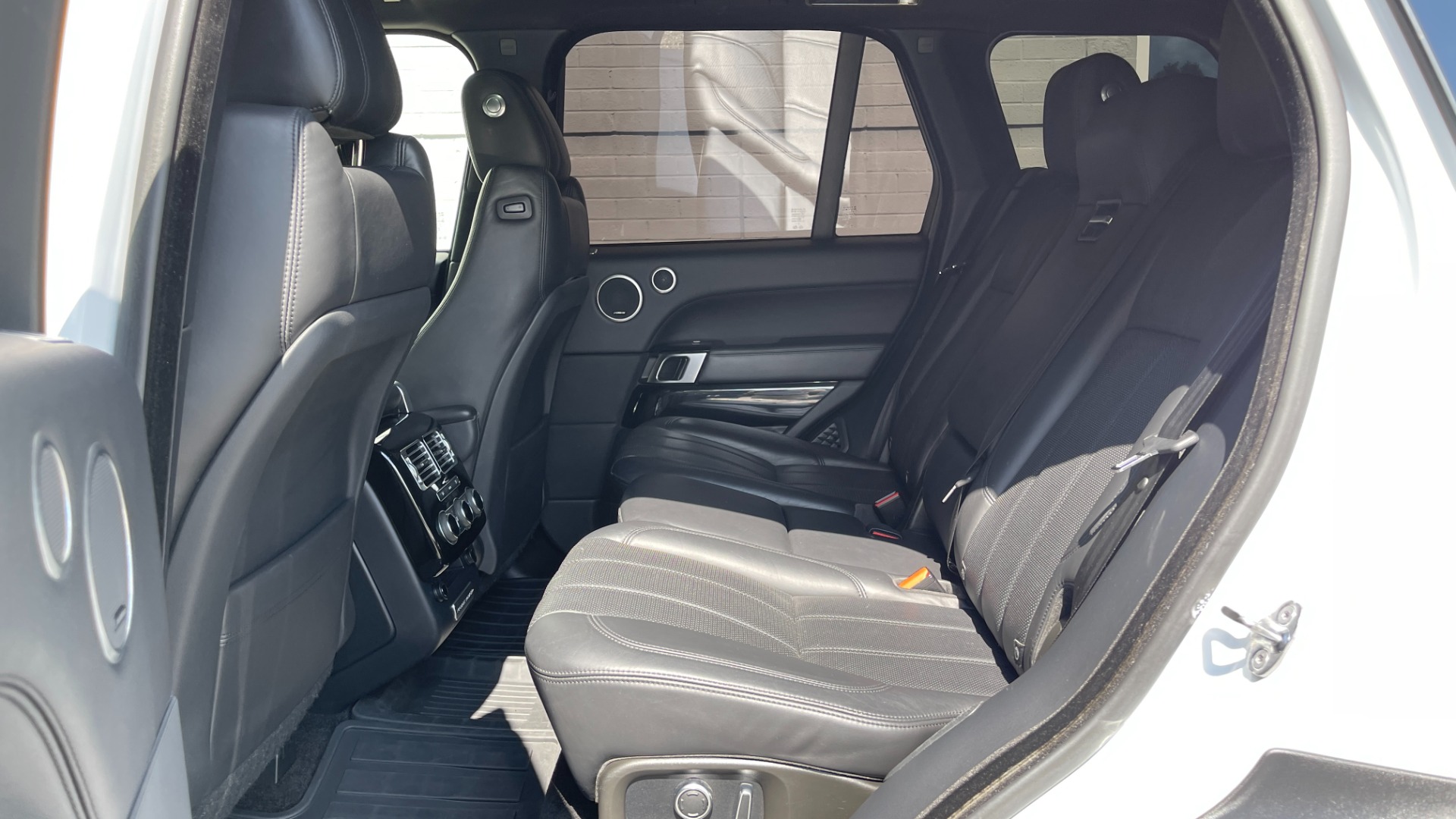 Used 2016 Land Rover Range Rover SUPERCHARGED / VOSSEN WHEELS / ADAPTIVE CRUISE / MERIDIAN SOUND / VISION AS for sale $49,995 at Formula Imports in Charlotte NC 28227 26