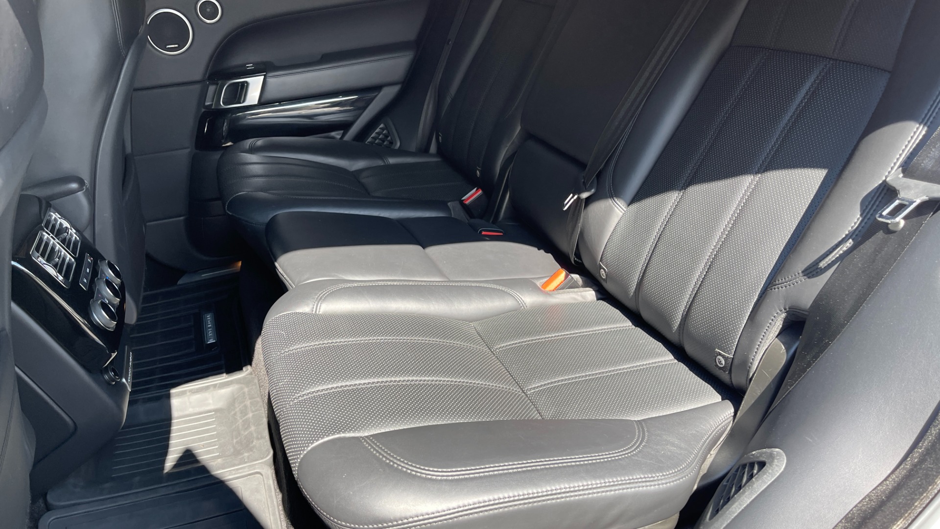 Used 2016 Land Rover Range Rover SUPERCHARGED / VOSSEN WHEELS / ADAPTIVE CRUISE / MERIDIAN SOUND / VISION AS for sale $49,995 at Formula Imports in Charlotte NC 28227 28