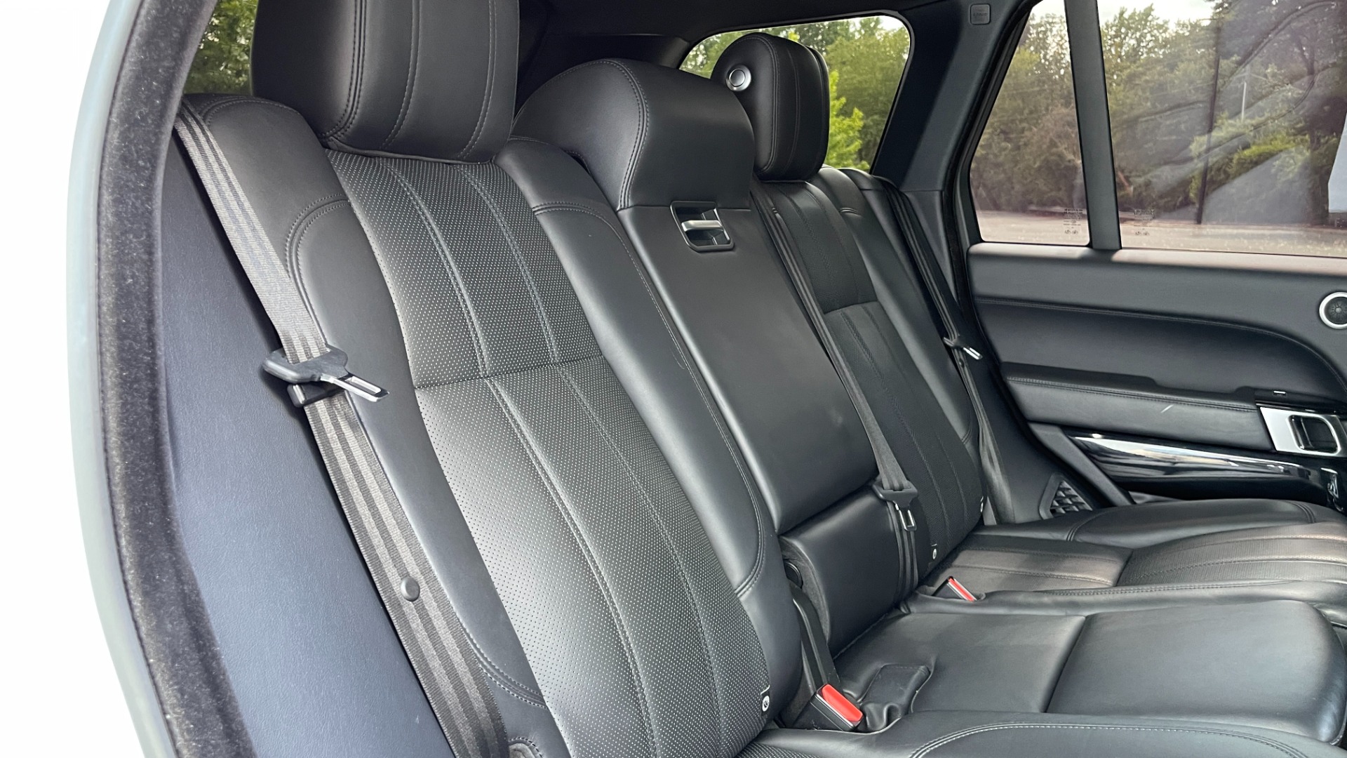 Used 2016 Land Rover Range Rover SUPERCHARGED / VOSSEN WHEELS / ADAPTIVE CRUISE / MERIDIAN SOUND / VISION AS for sale $49,995 at Formula Imports in Charlotte NC 28227 33
