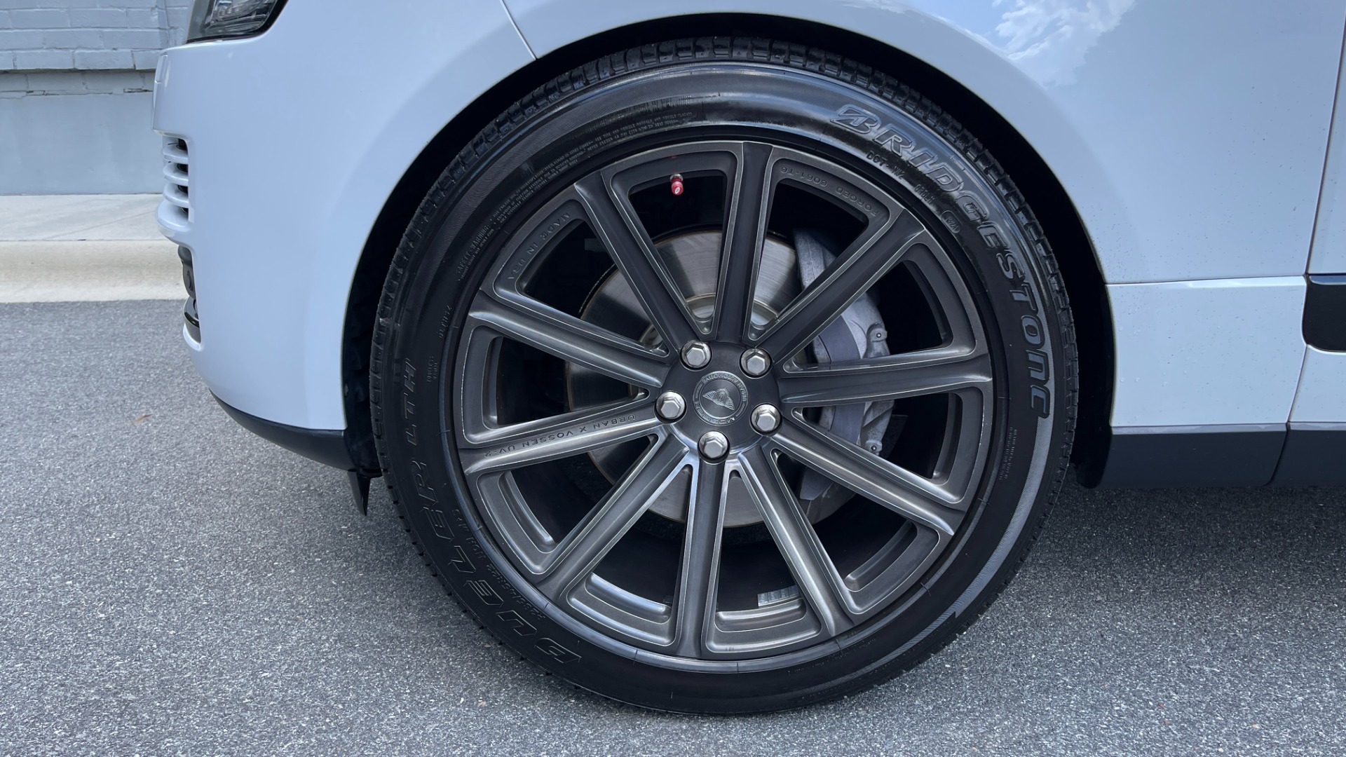Used 2016 Land Rover Range Rover SUPERCHARGED / VOSSEN WHEELS / ADAPTIVE CRUISE / MERIDIAN SOUND / VISION AS for sale $49,995 at Formula Imports in Charlotte NC 28227 60